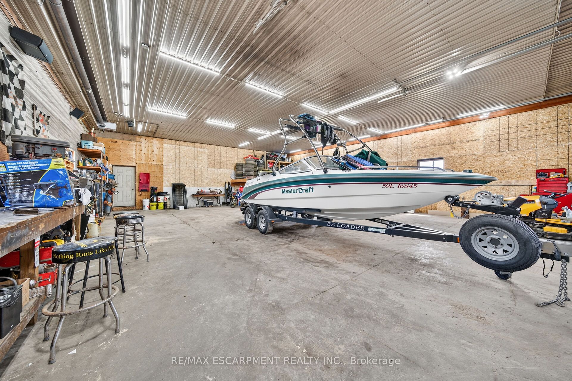 967 4th Line Property Photo 40