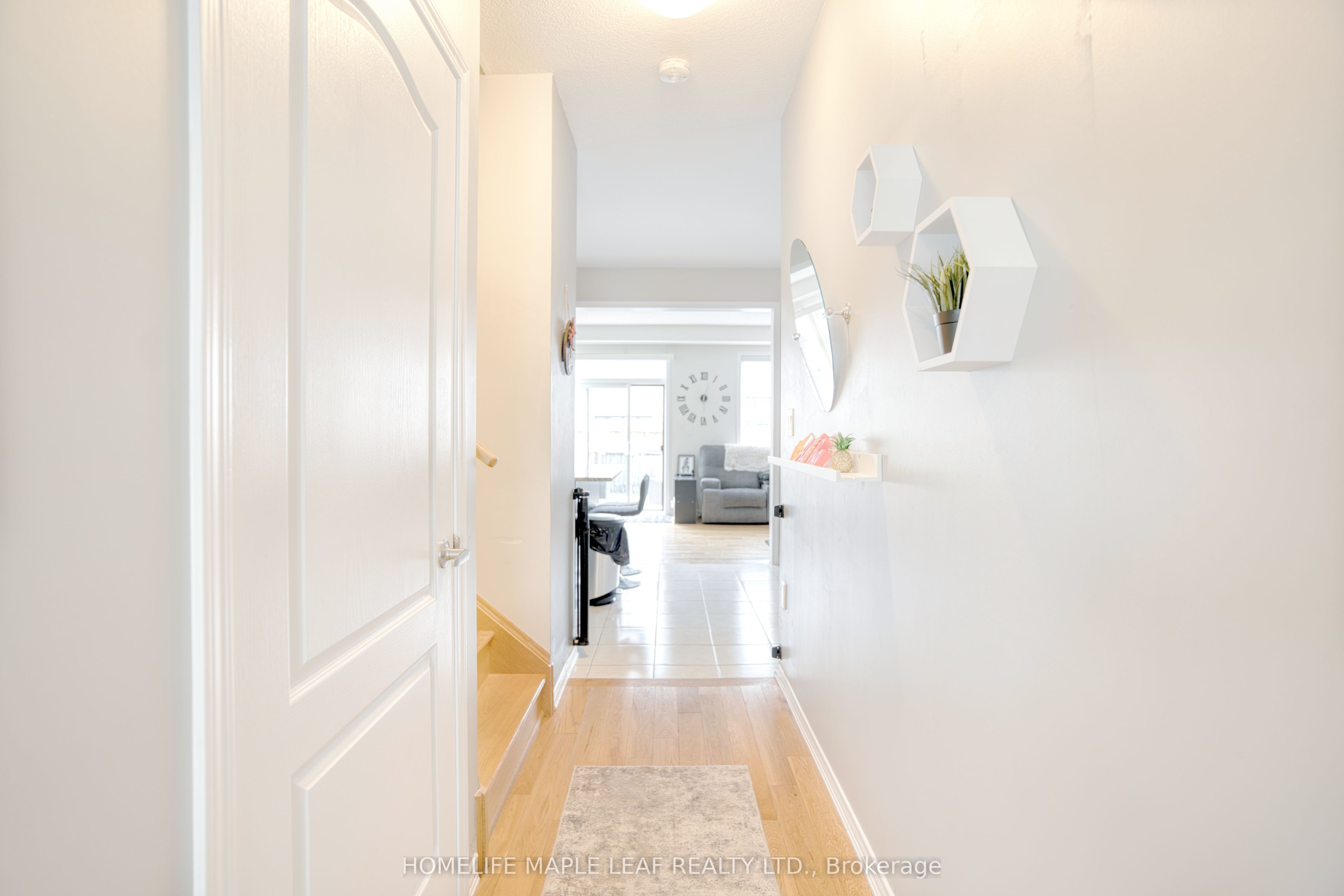 232 Bedrock Drive S Property Photo 5