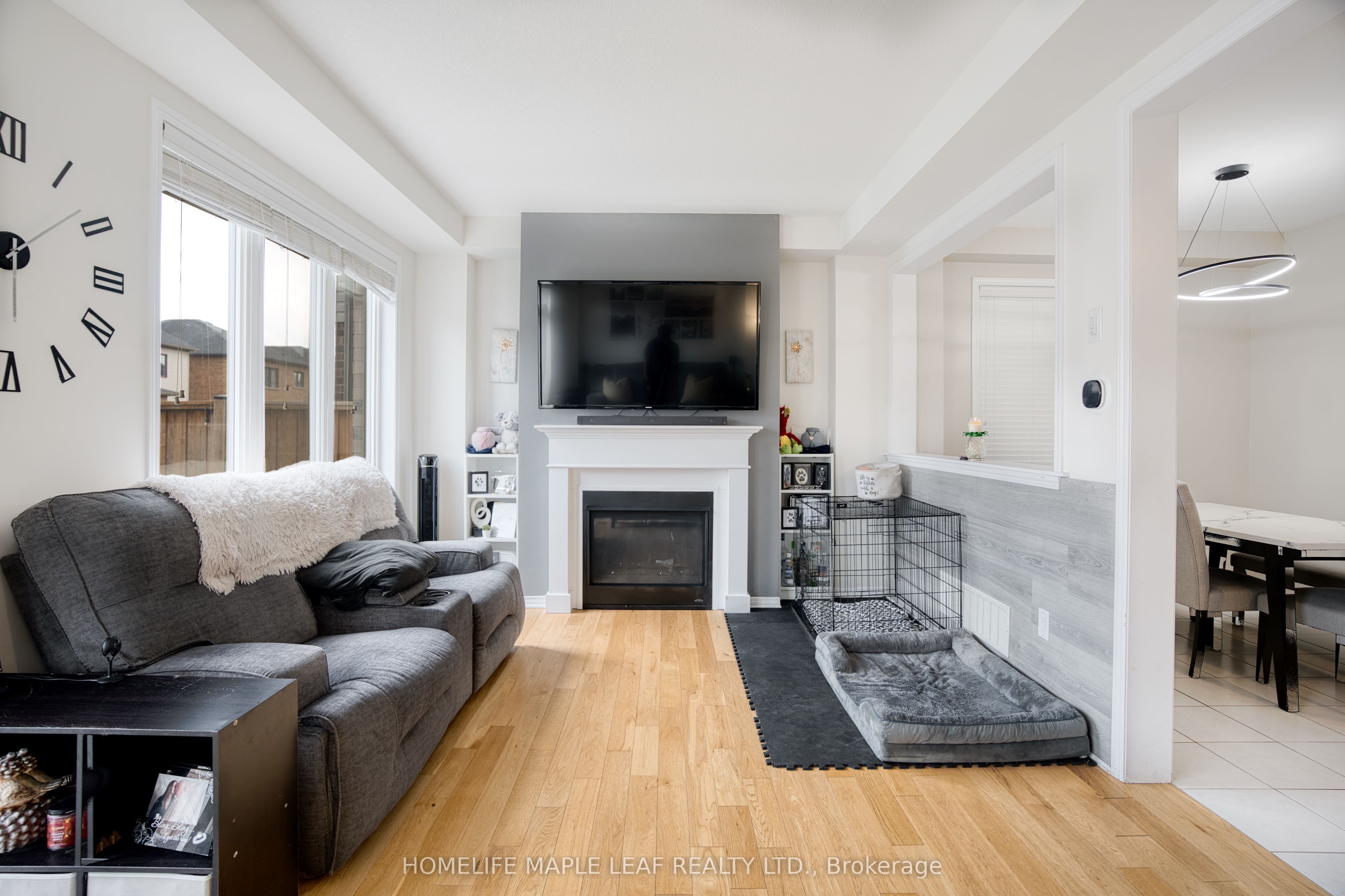 232 Bedrock Drive S Property Photo 10