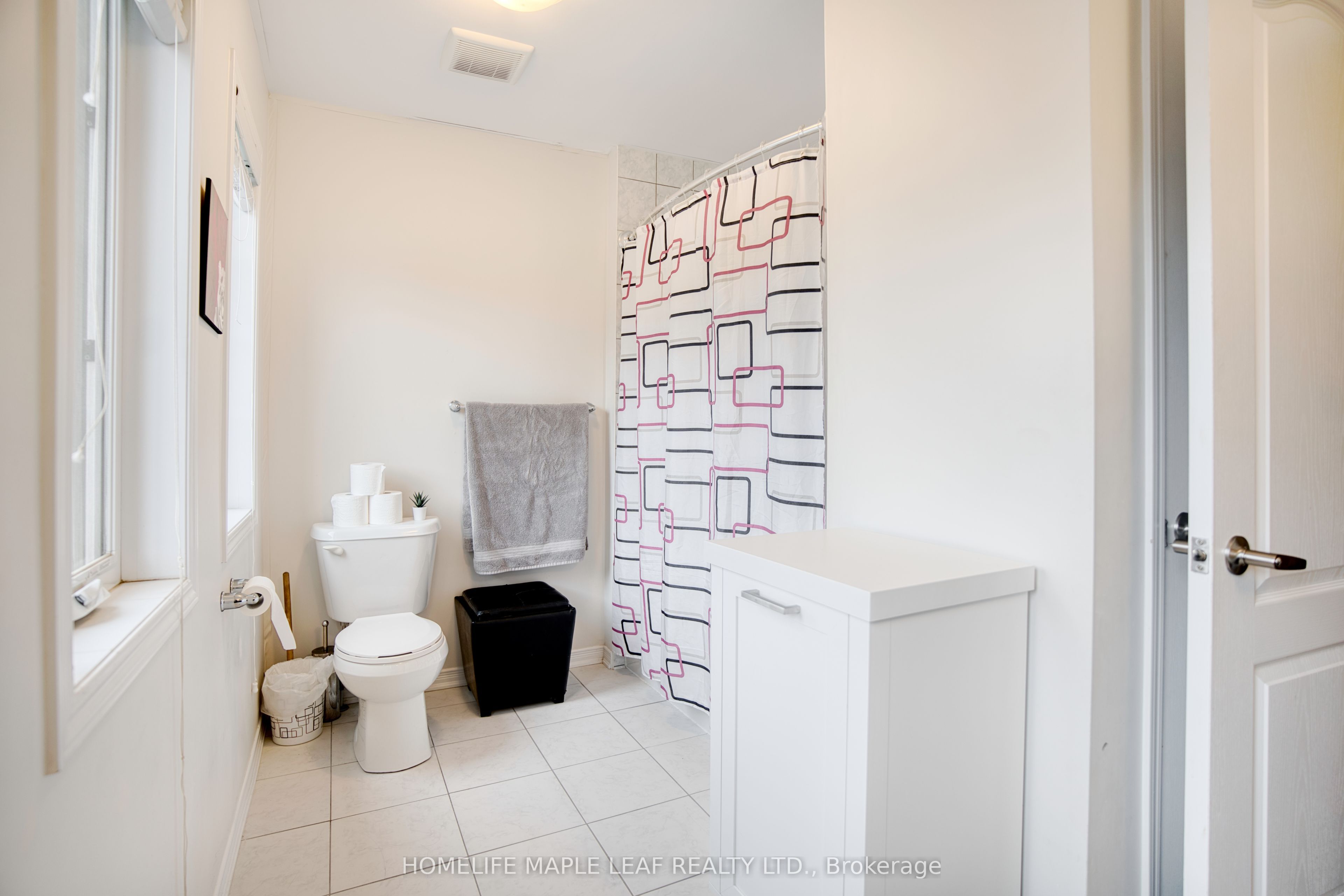 232 Bedrock Drive S Property Photo 22
