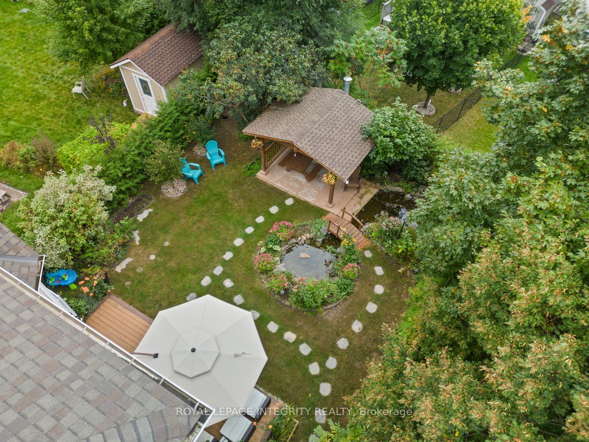 69 Goldridge Drive Property Photo 3