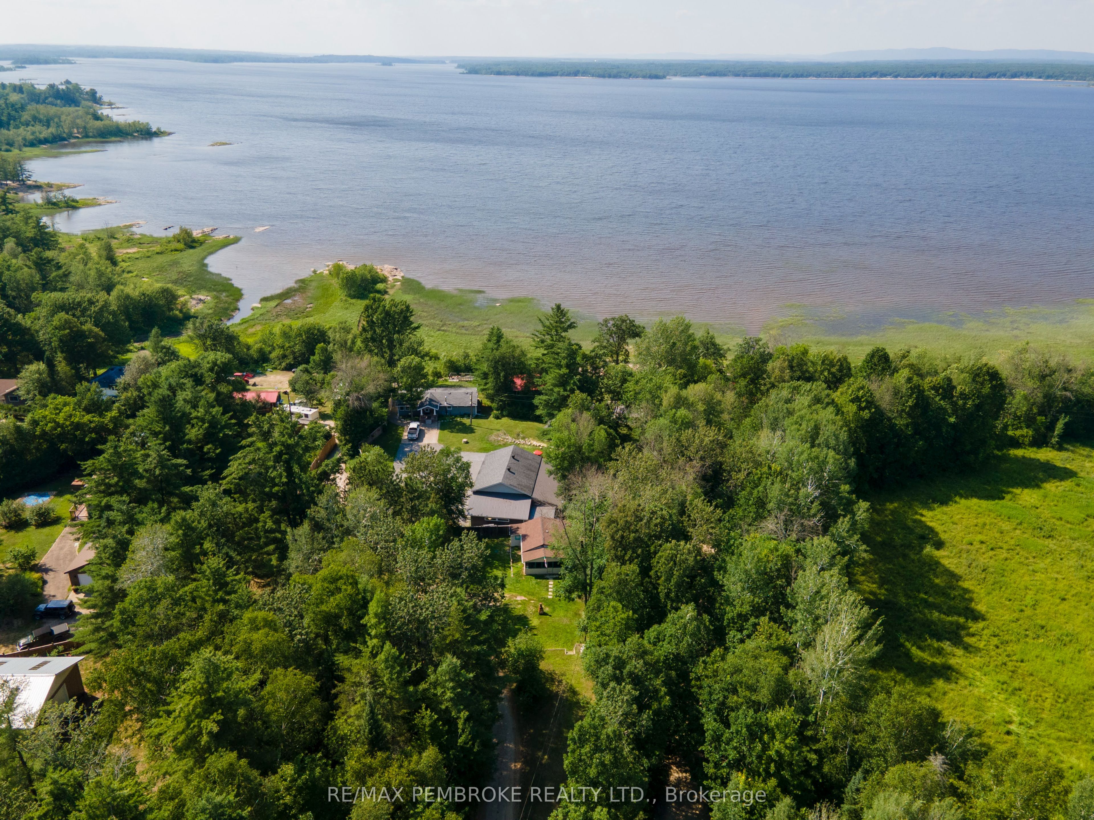 19b Moores Beach Road Property Photo 11