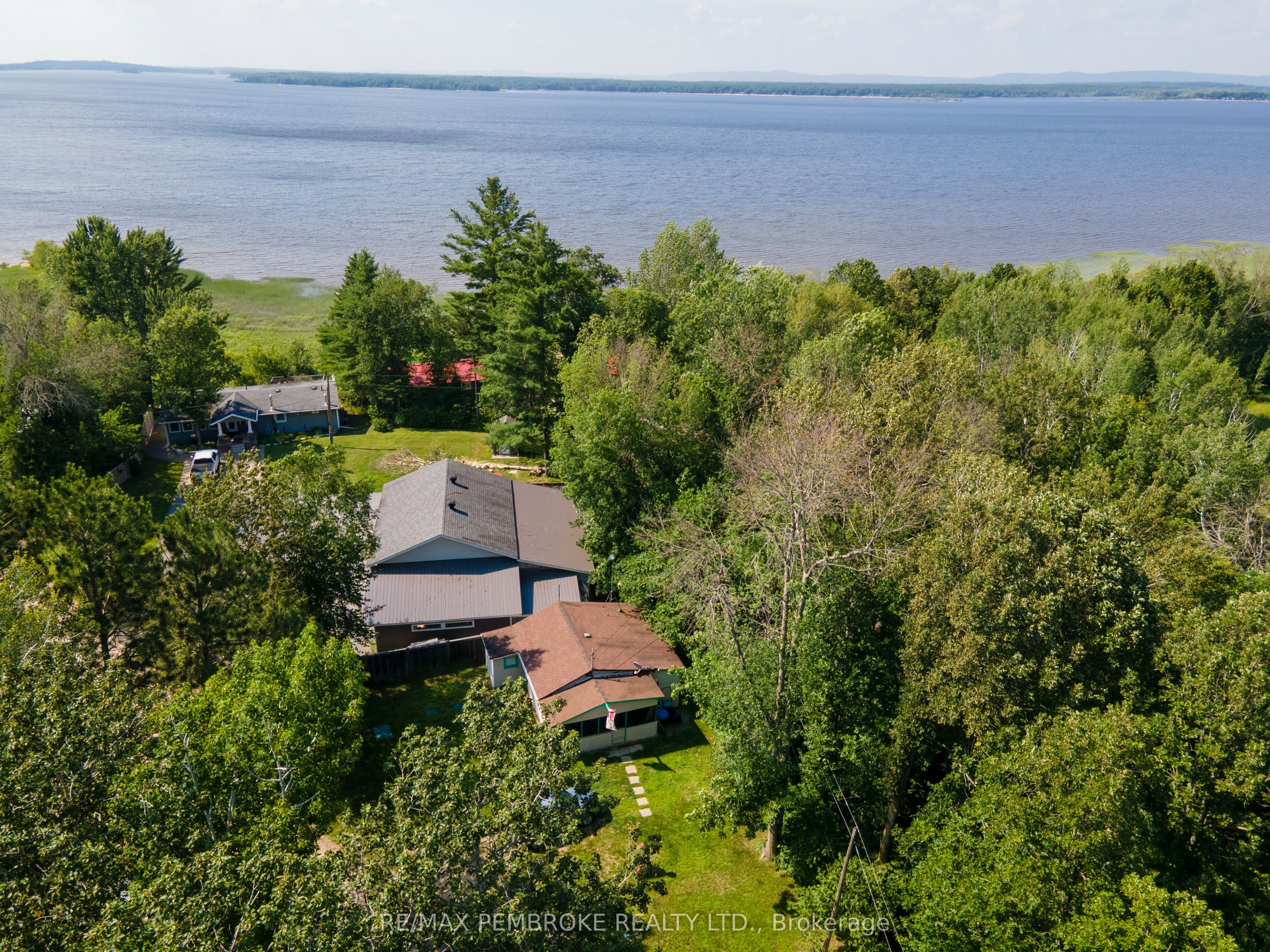 19b Moores Beach Road Property Photo 14