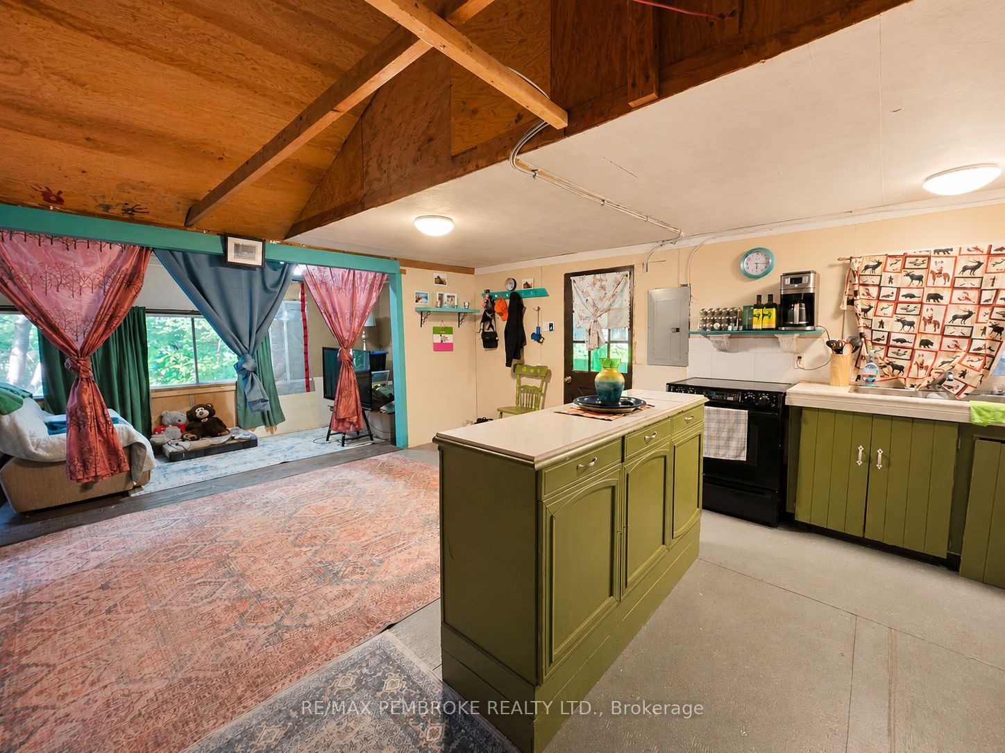 19b Moores Beach Road Property Photo 18