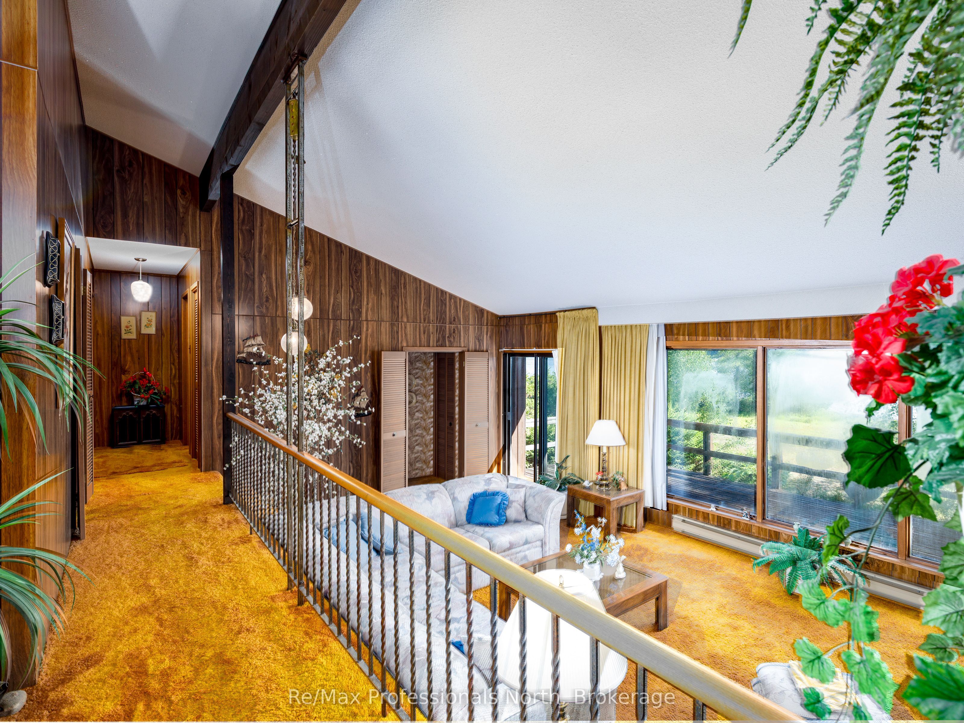 673 Peninsula Road W Property Photo 21