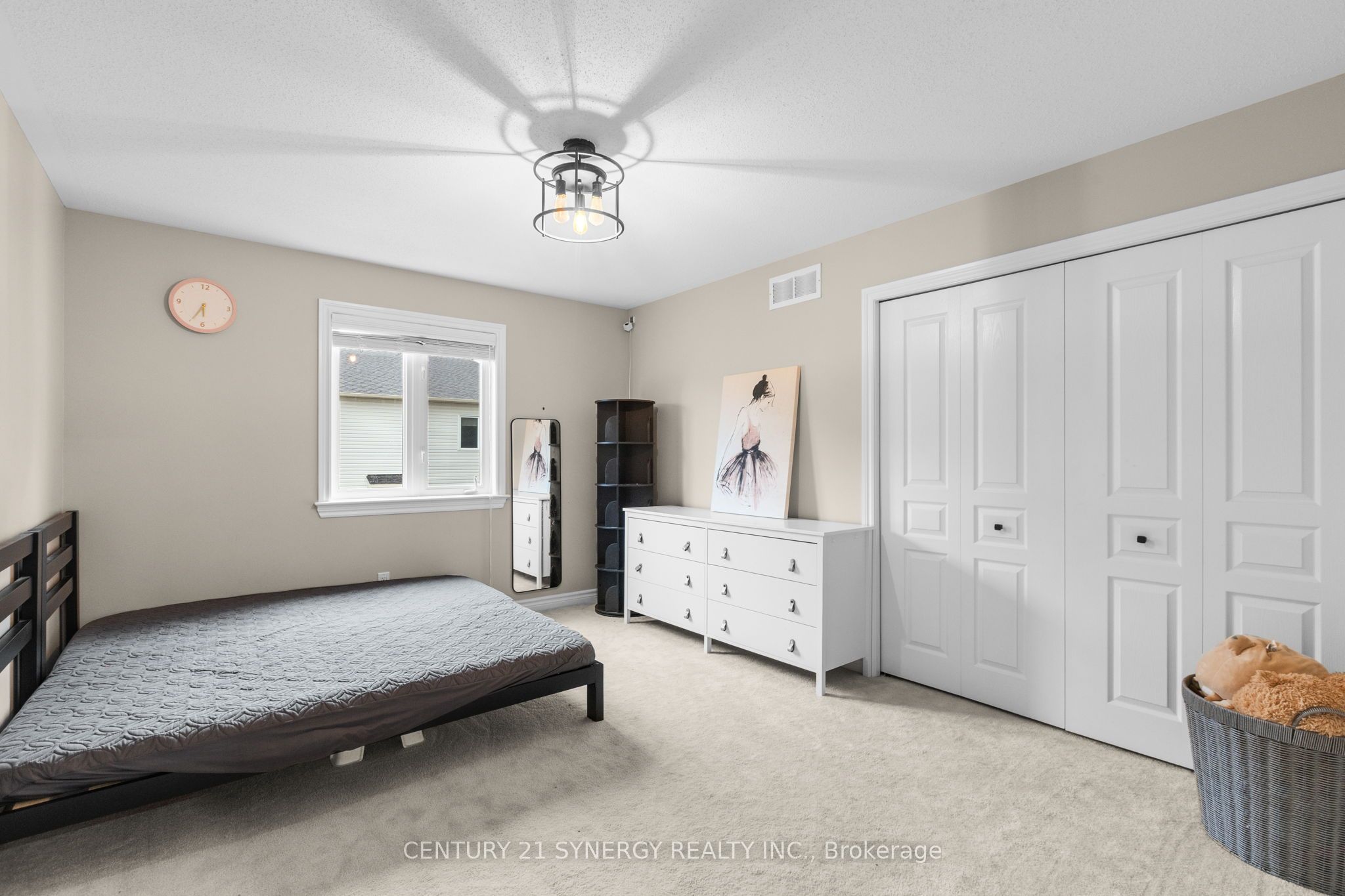 532 Landswood Way Property Photo 29