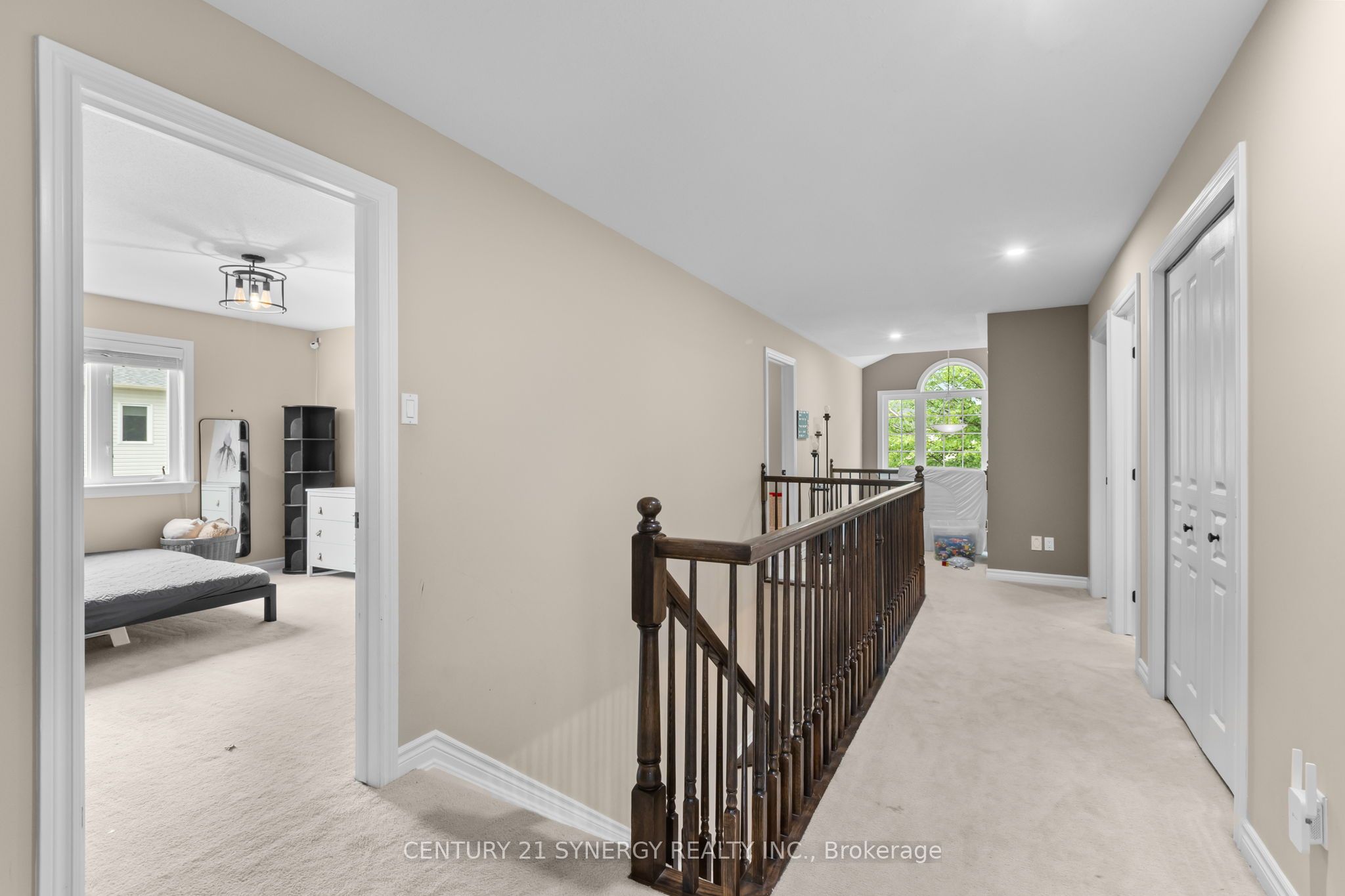 532 Landswood Way Property Photo 34