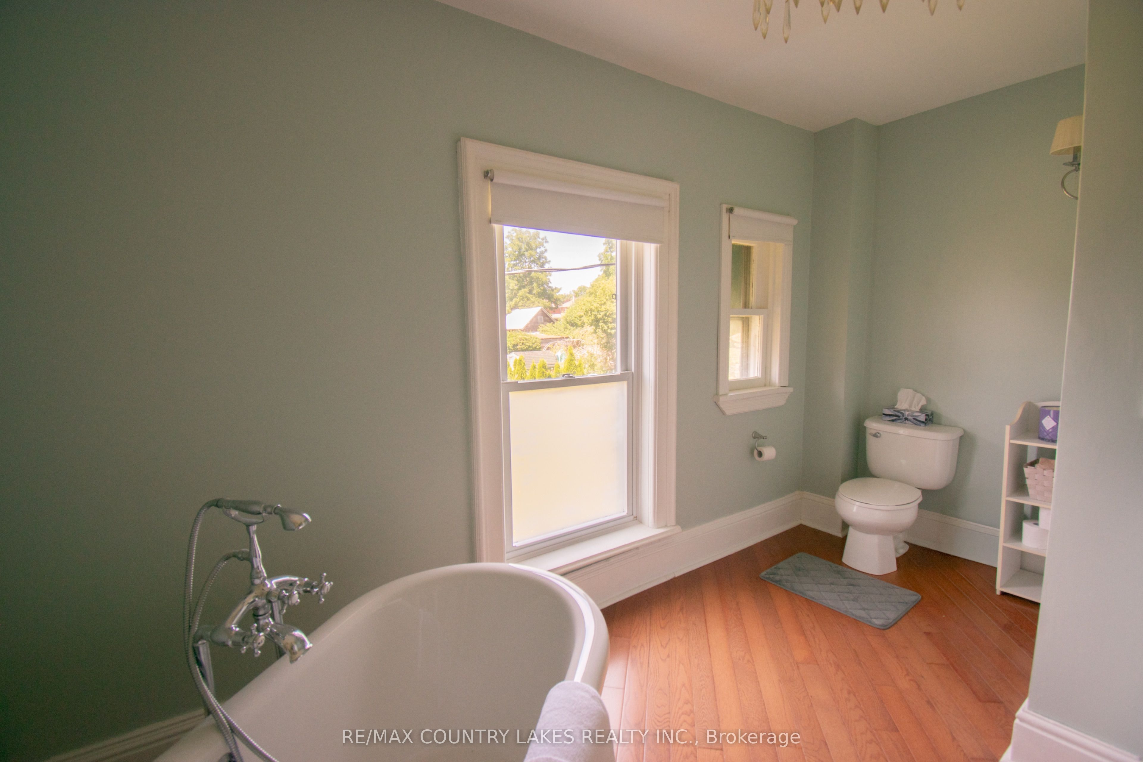 100 Nappadale Street Property Photo 25
