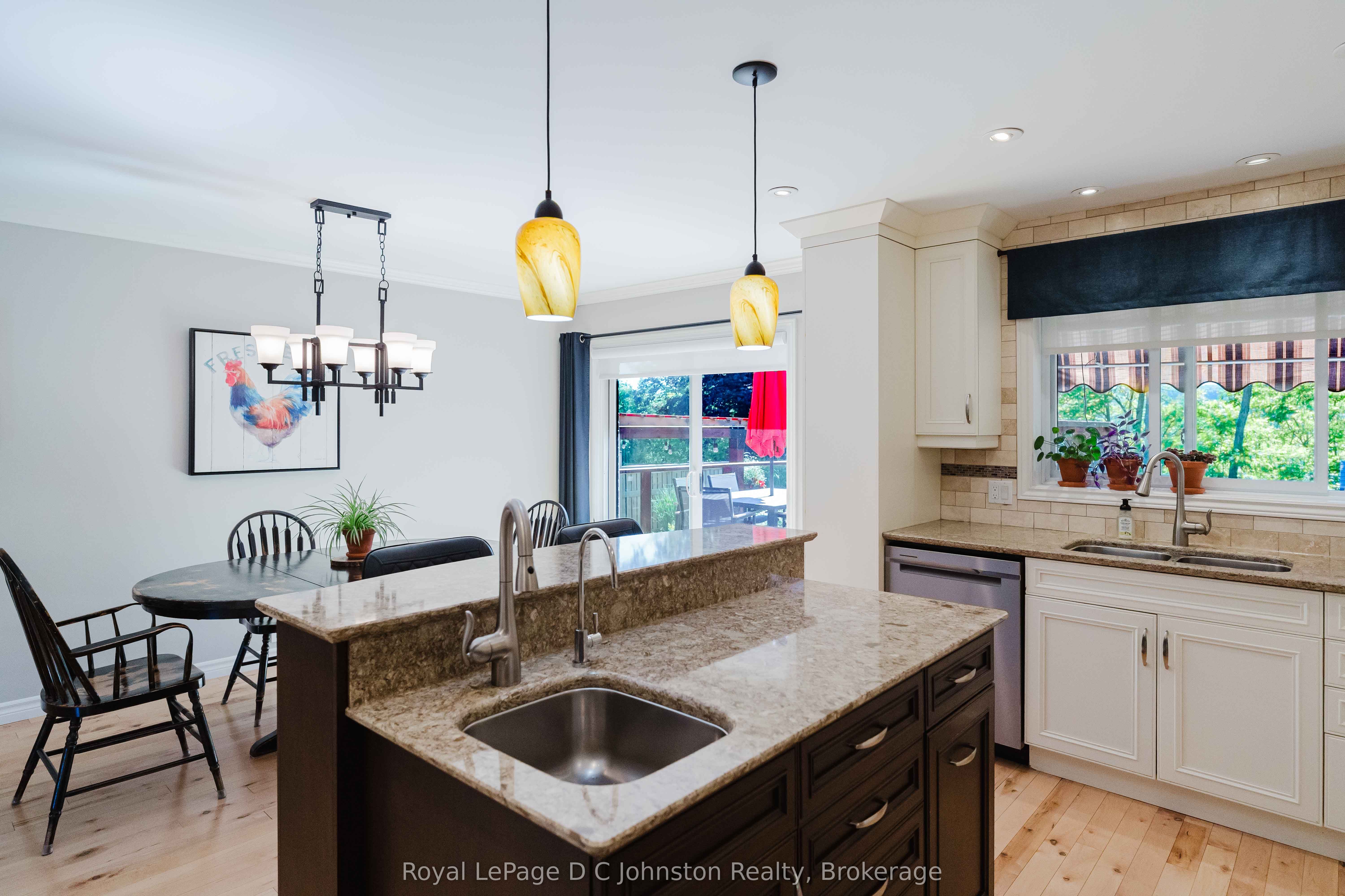 126 5th Avenue E Property Photo 9