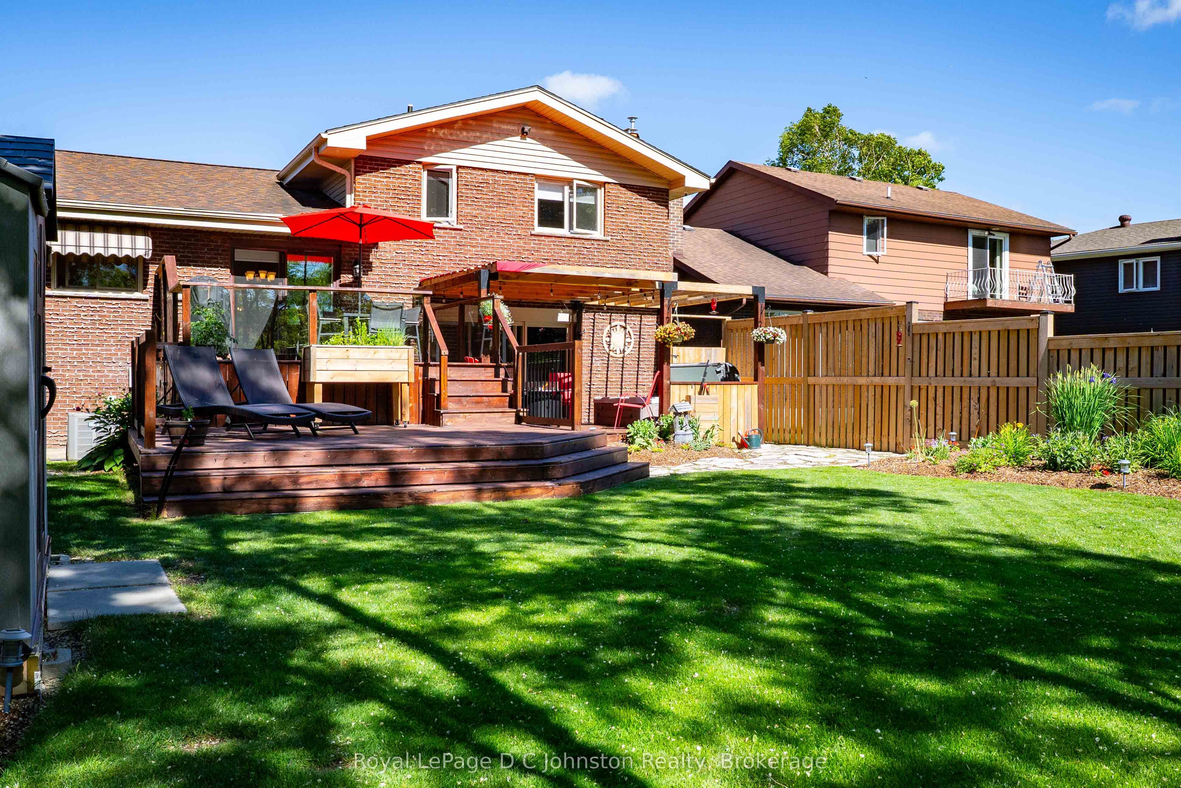 126 5th Avenue E Property Photo 37