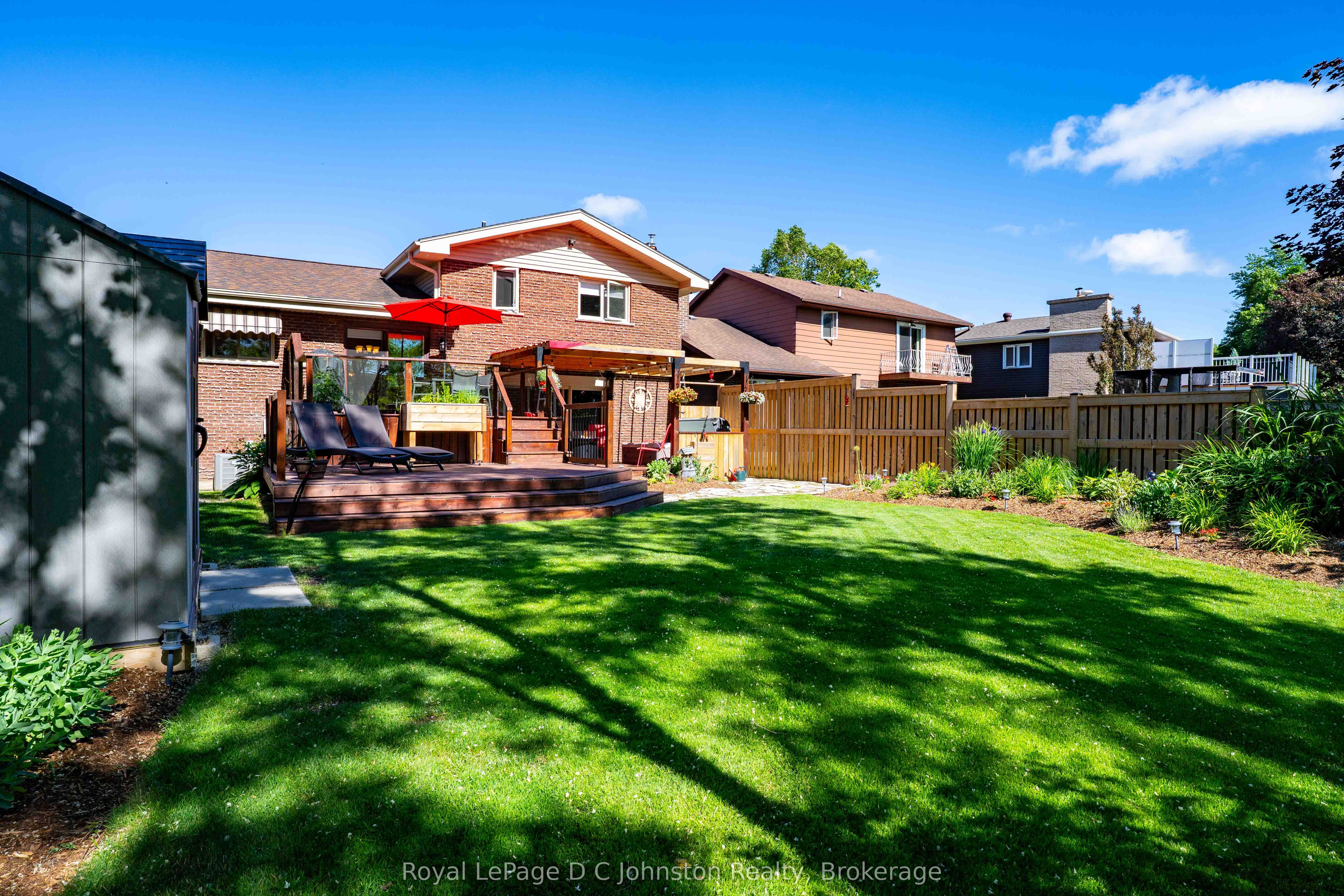 126 5th Avenue E Property Photo 44