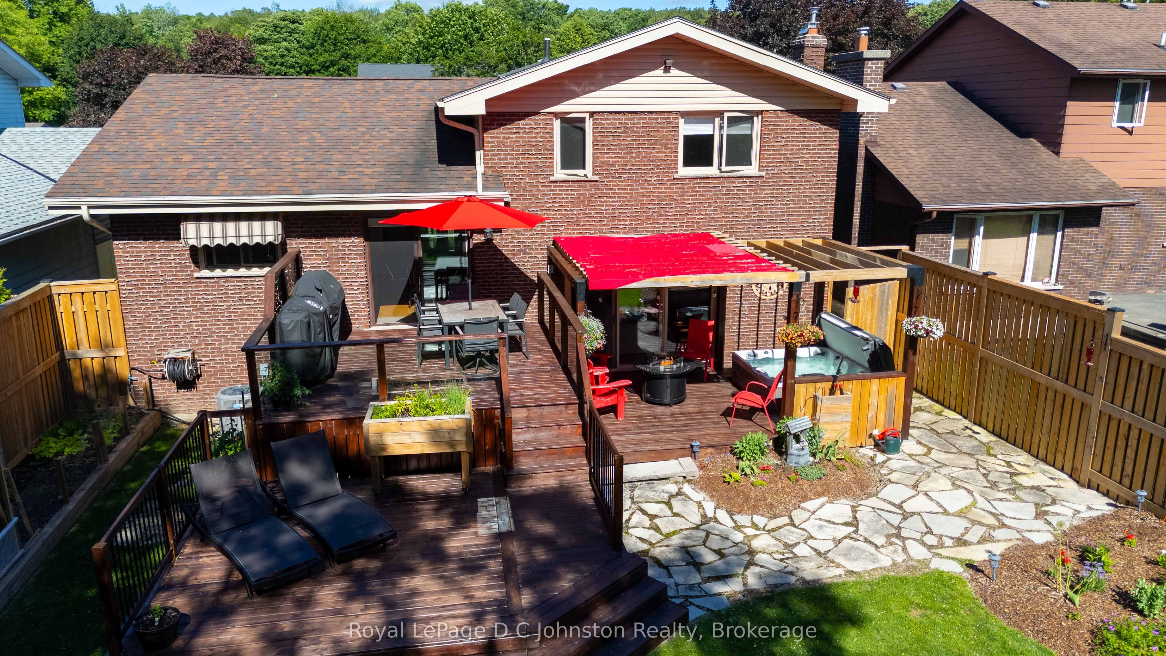 126 5th Avenue E Property Photo 45