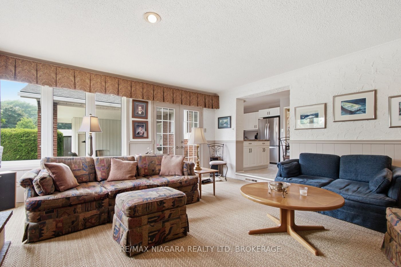 82 Lakeshore Road Property Photo 5