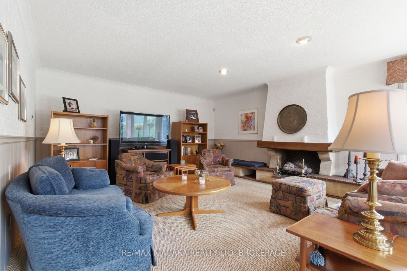 82 Lakeshore Road Property Photo 6