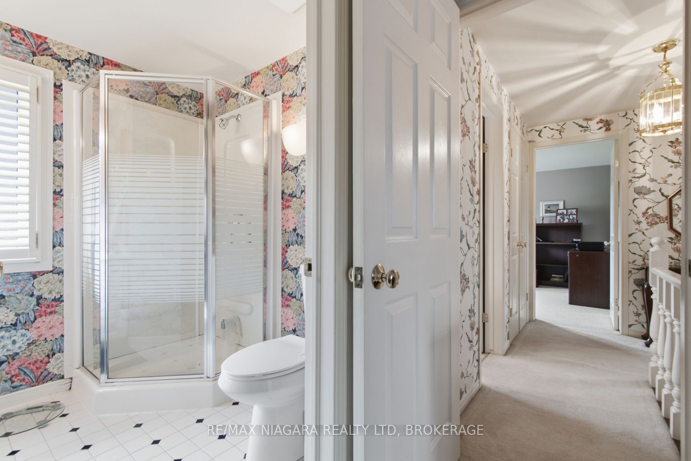 82 Lakeshore Road Property Photo 18
