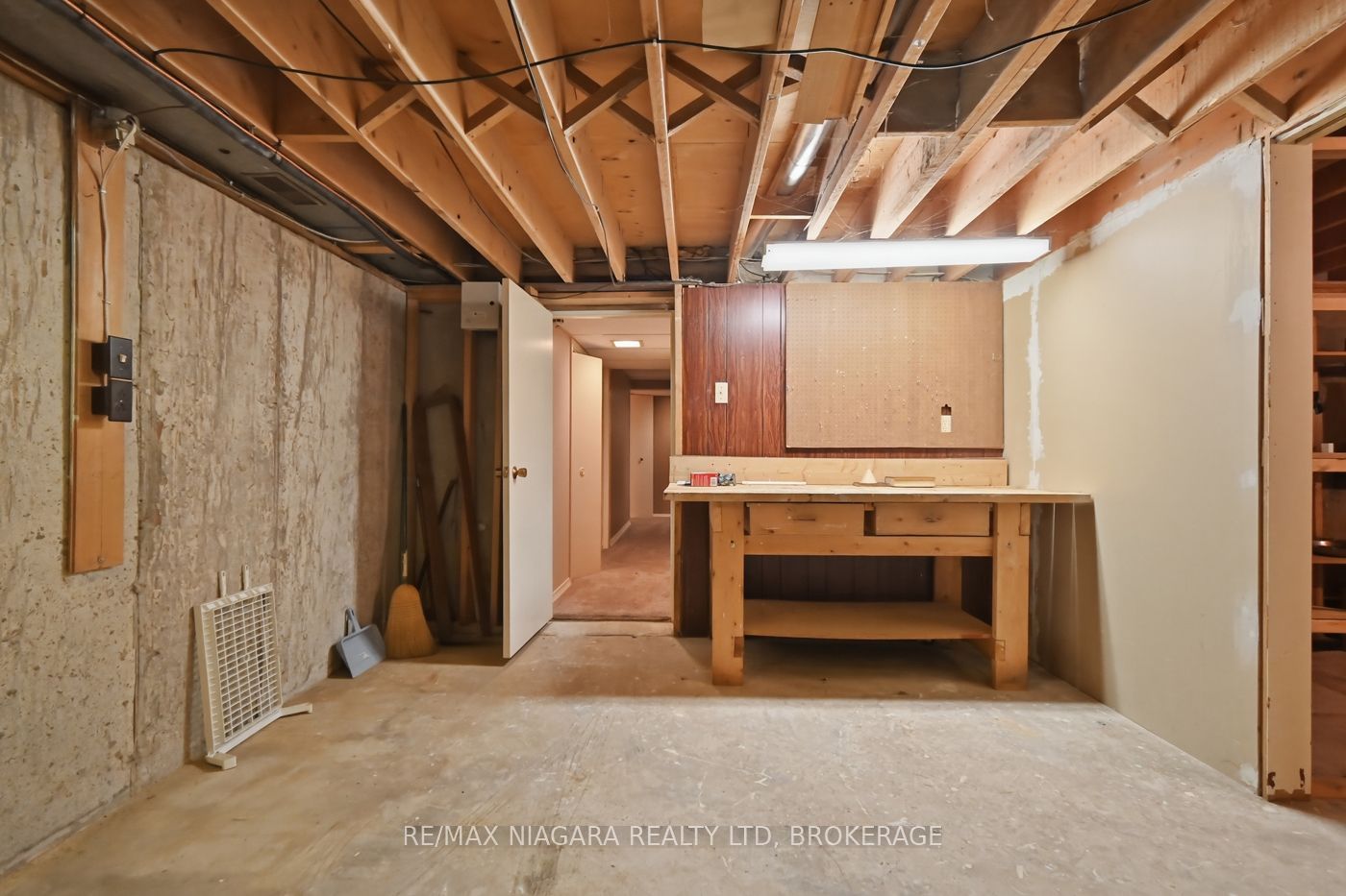 82 Lakeshore Road Property Photo 22