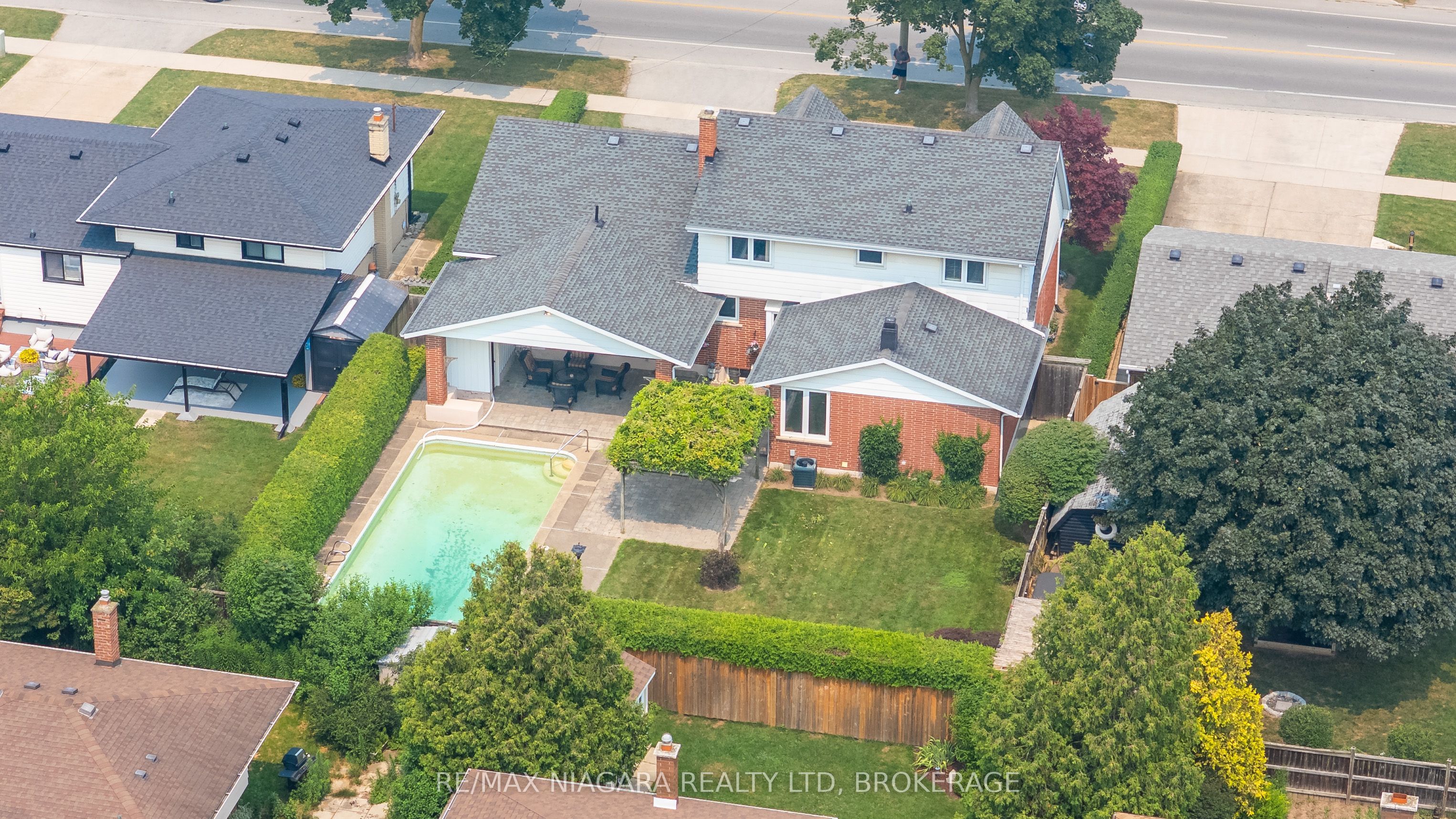 82 Lakeshore Road Property Photo 31
