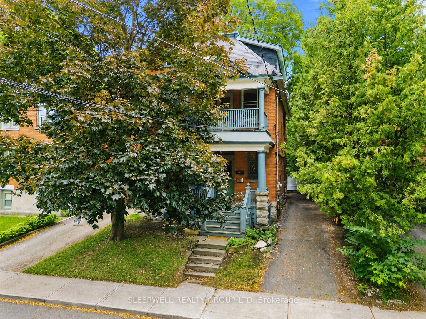 80 Fourth Avenue Property Photo 1