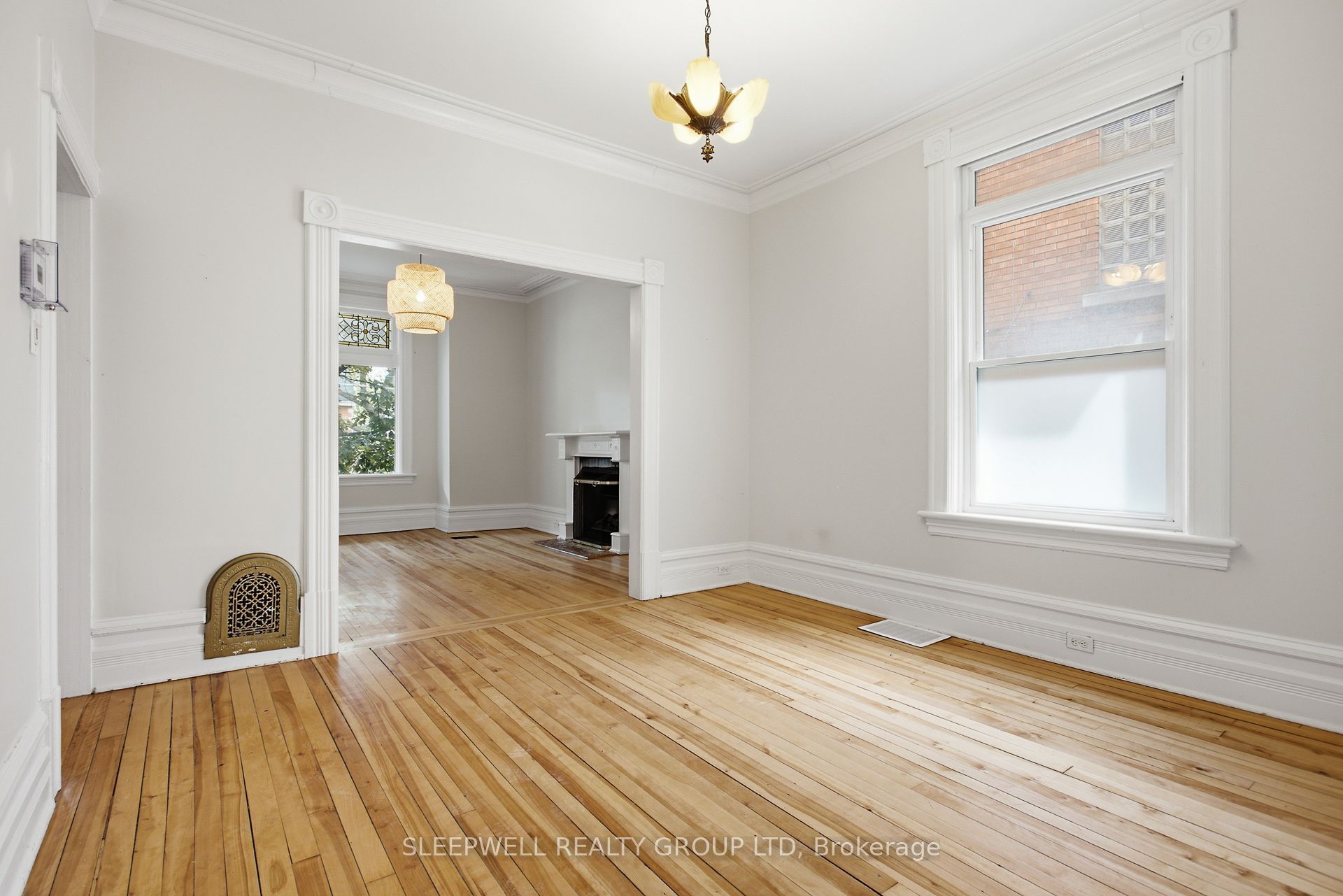 80 Fourth Avenue Property Photo 6
