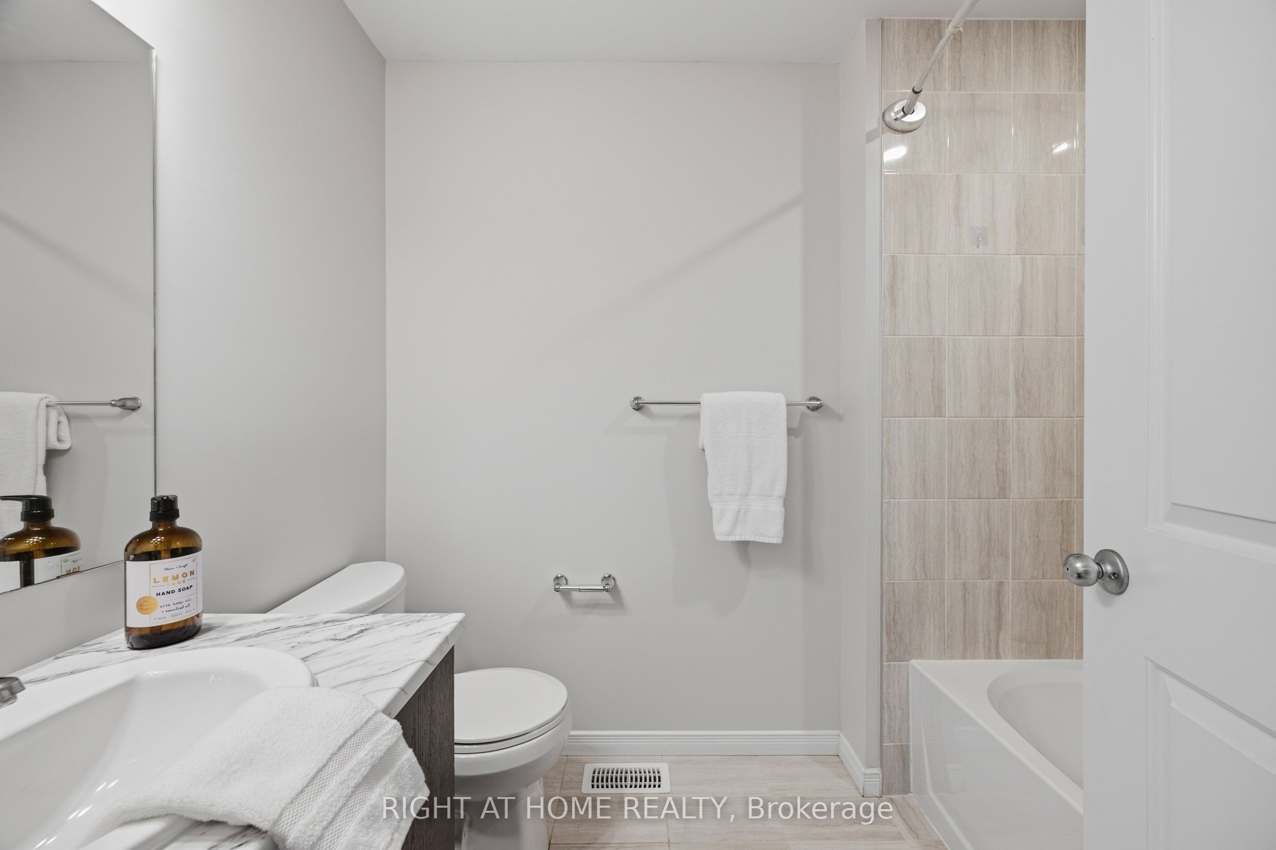 593 Edenwylde Drive Property Photo 38