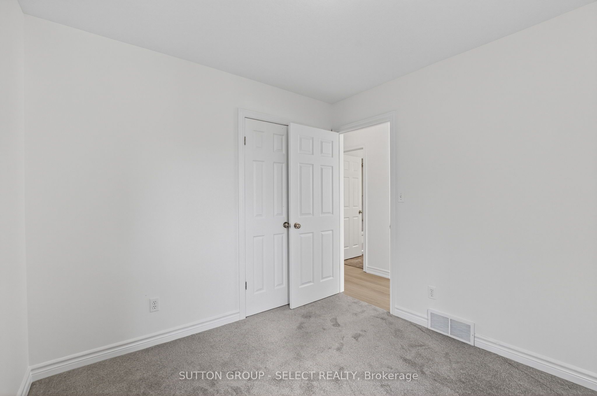 1893 Stackhouse Crescent Property Photo 20