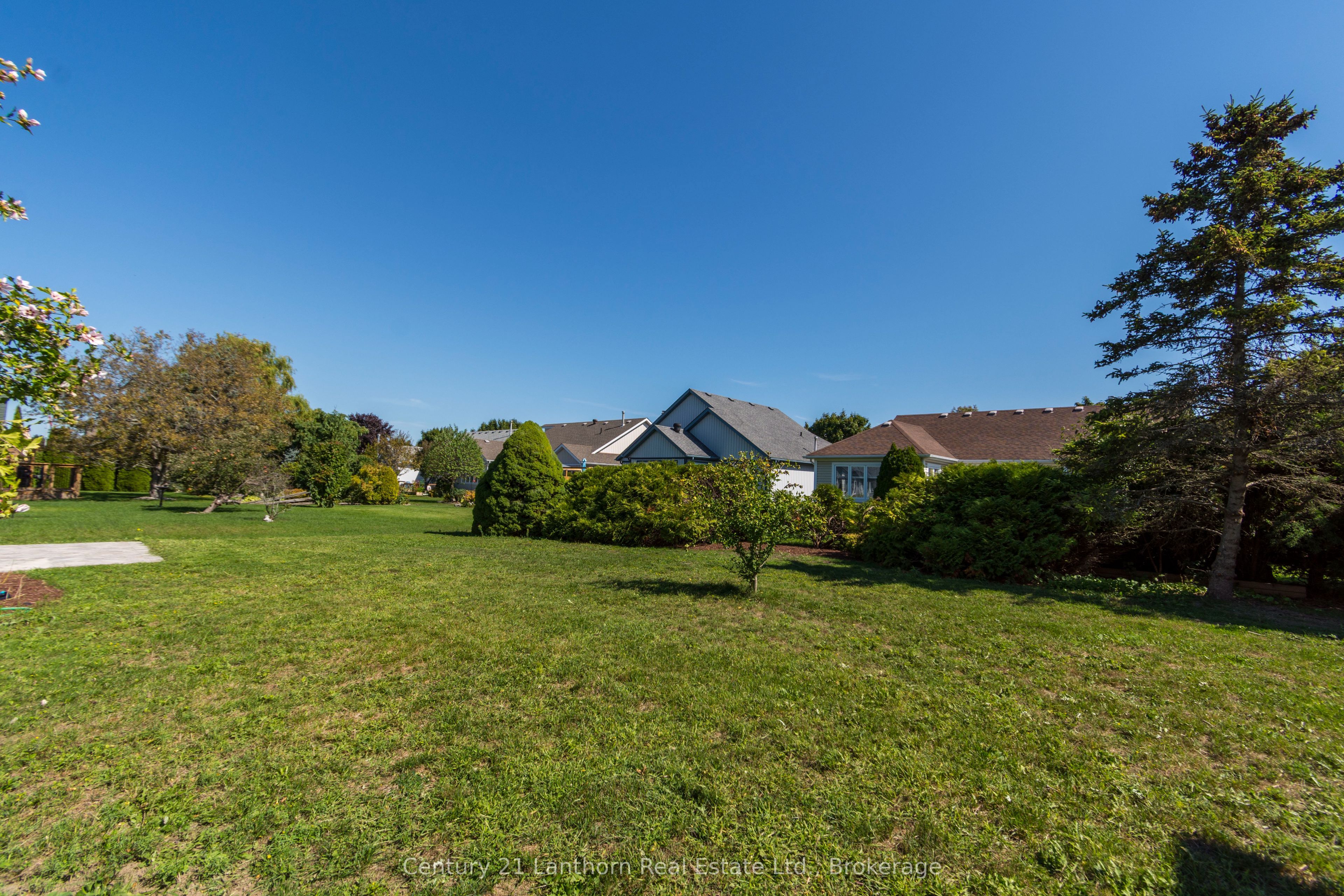13 Nesbitt Drive Property Photo 44