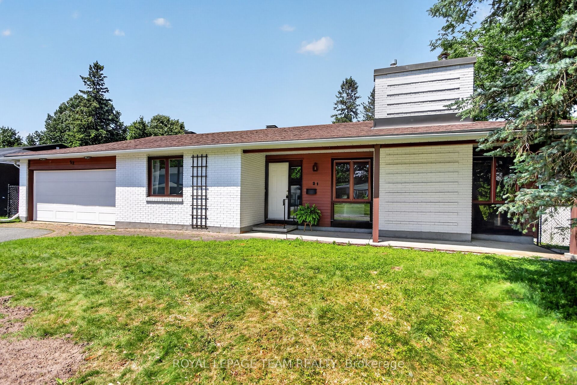 21 Lindhurst Crescent Property Photo 1