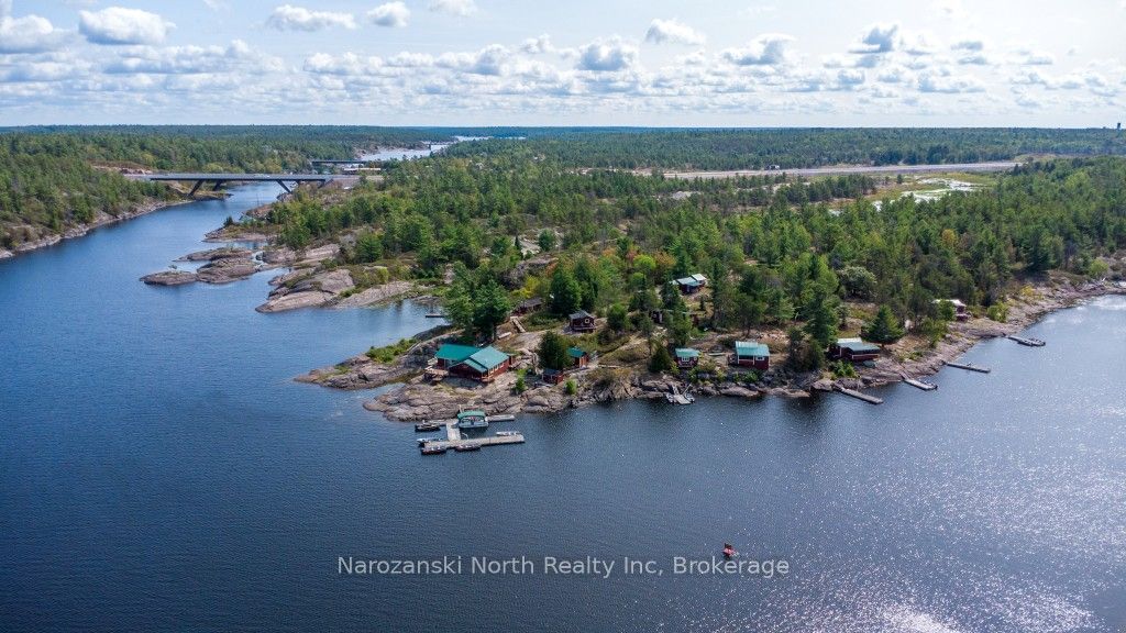 Boat Access Pickerel River Property Photo 1