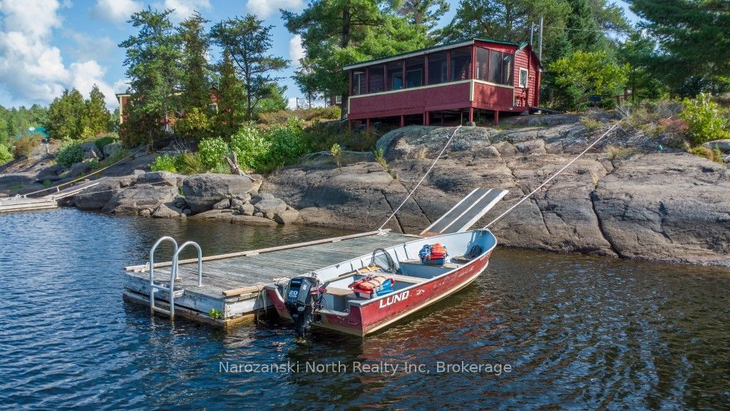 Boat Access Pickerel River Property Photo 15