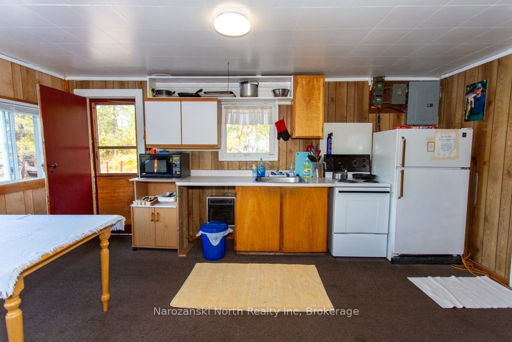 Boat Access Pickerel River Property Photo 19