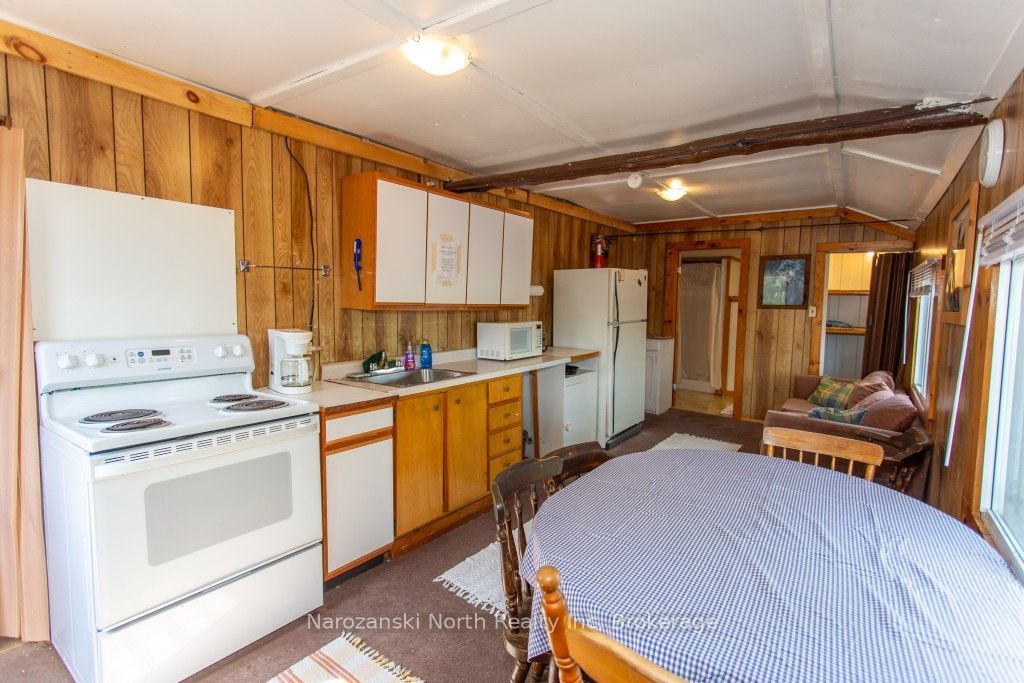 Boat Access Pickerel River Property Photo 37