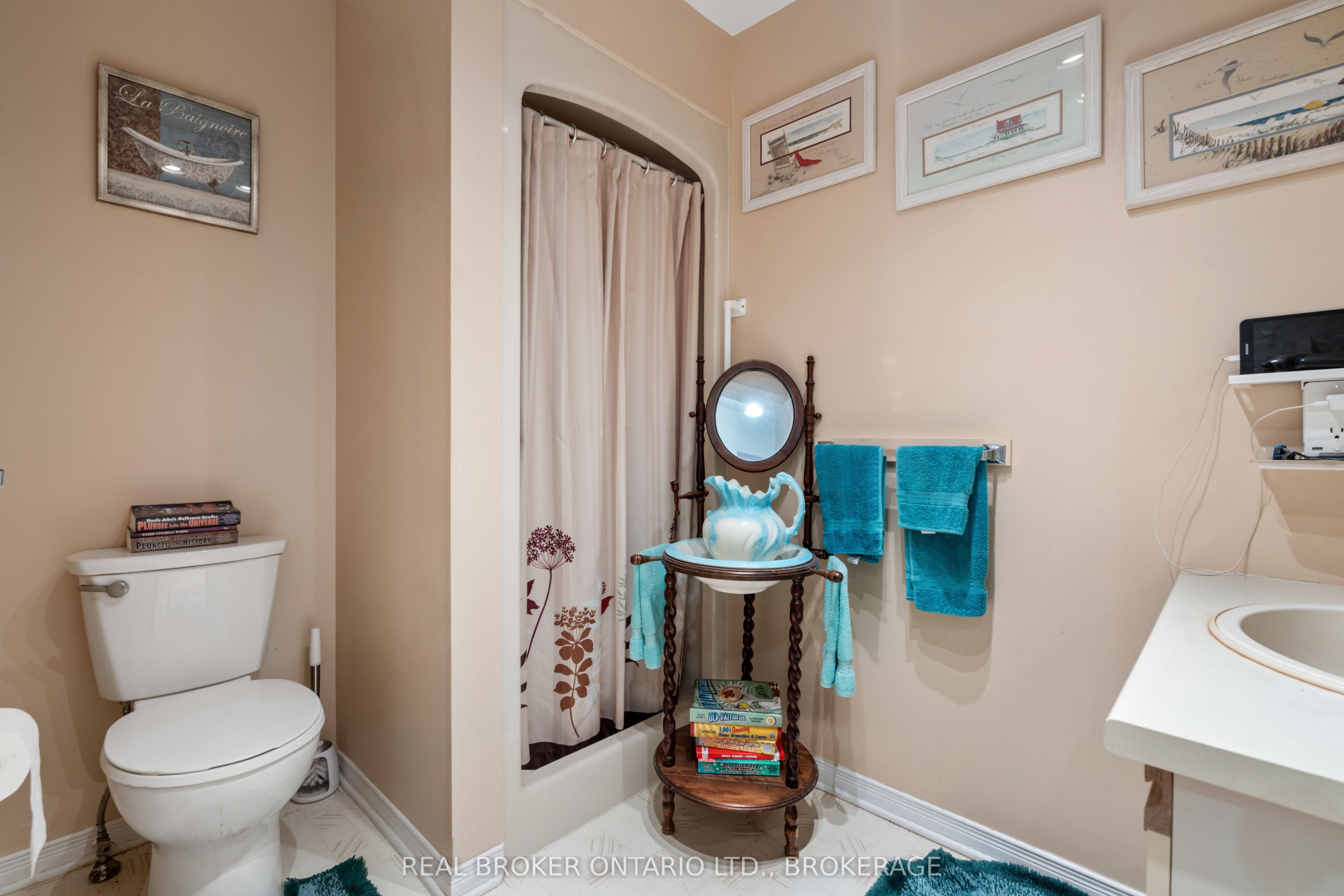 6287 Graham Court Property Photo 20