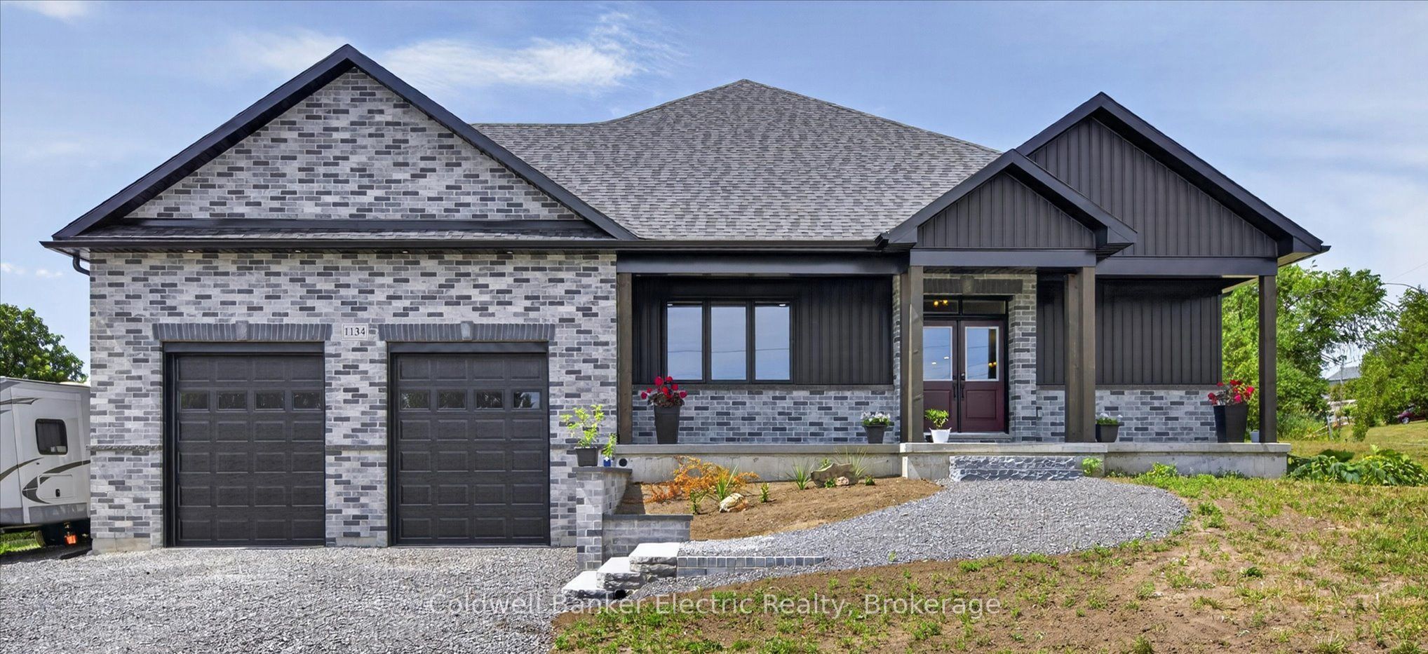 1134 River Road Property Photo 1