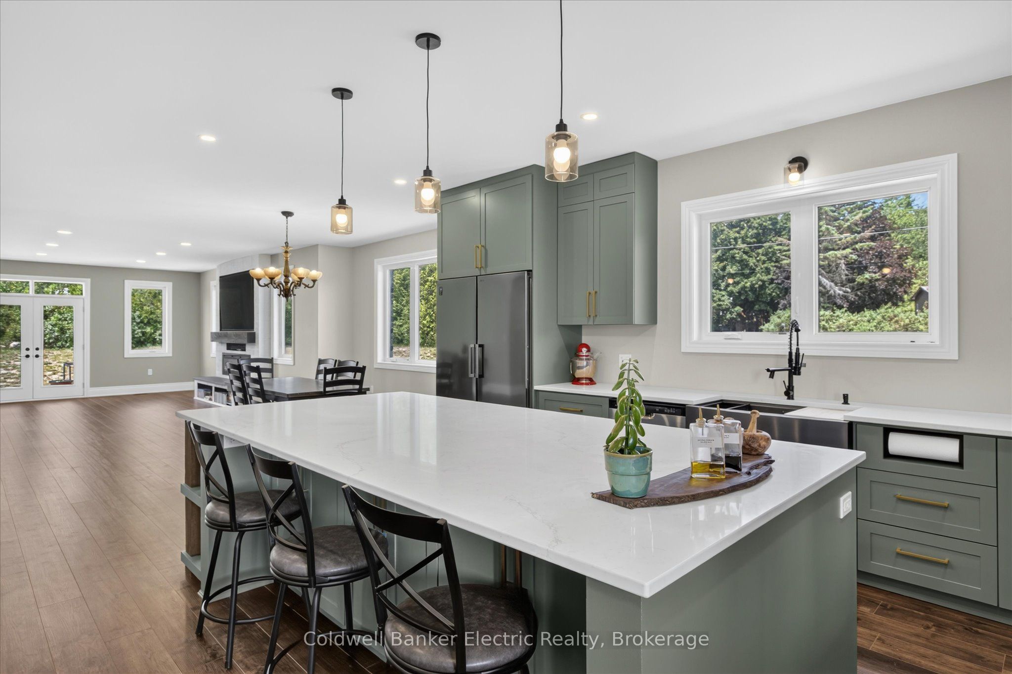 1134 River Road Property Photo 6