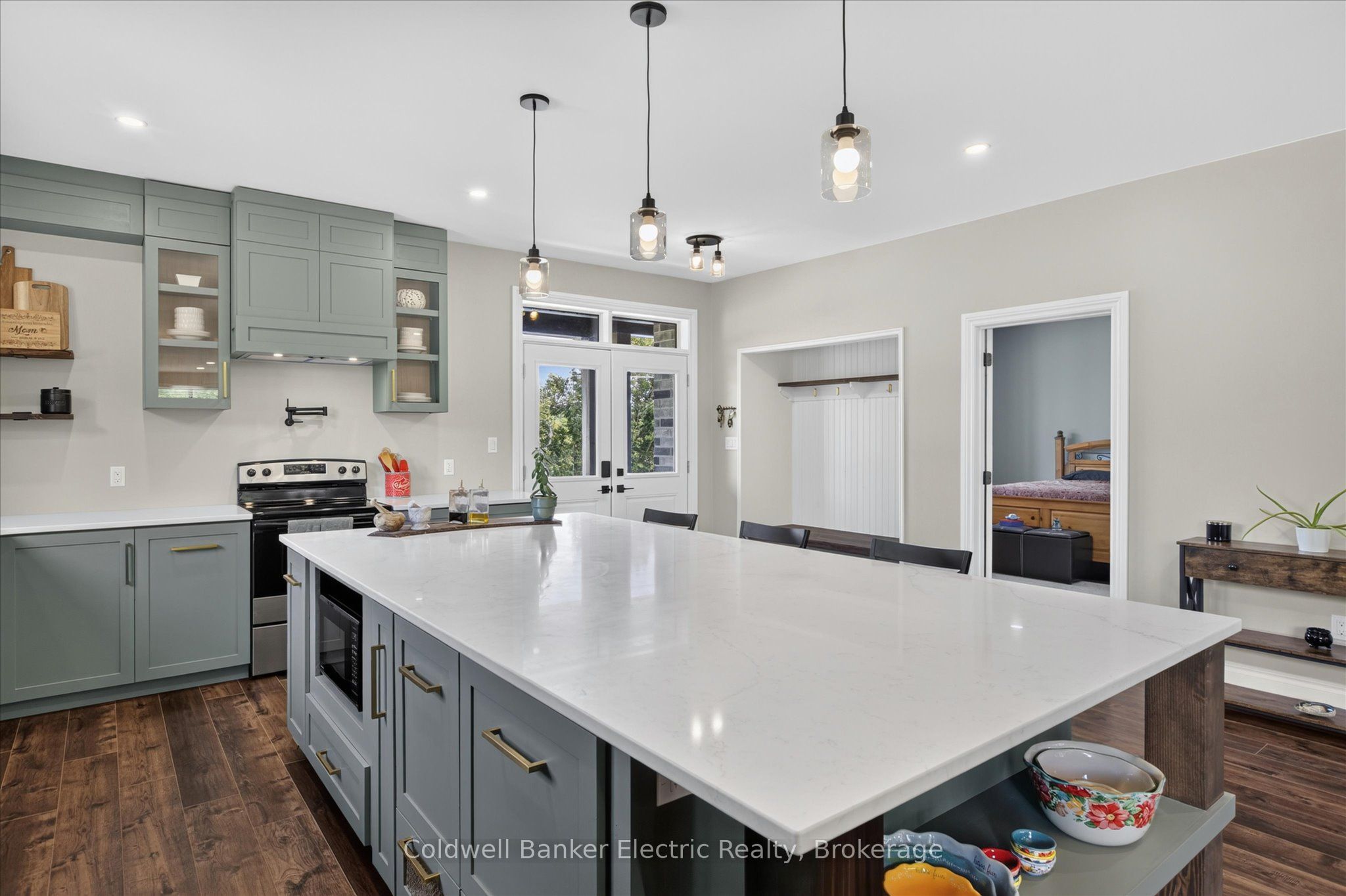 1134 River Road Property Photo 7