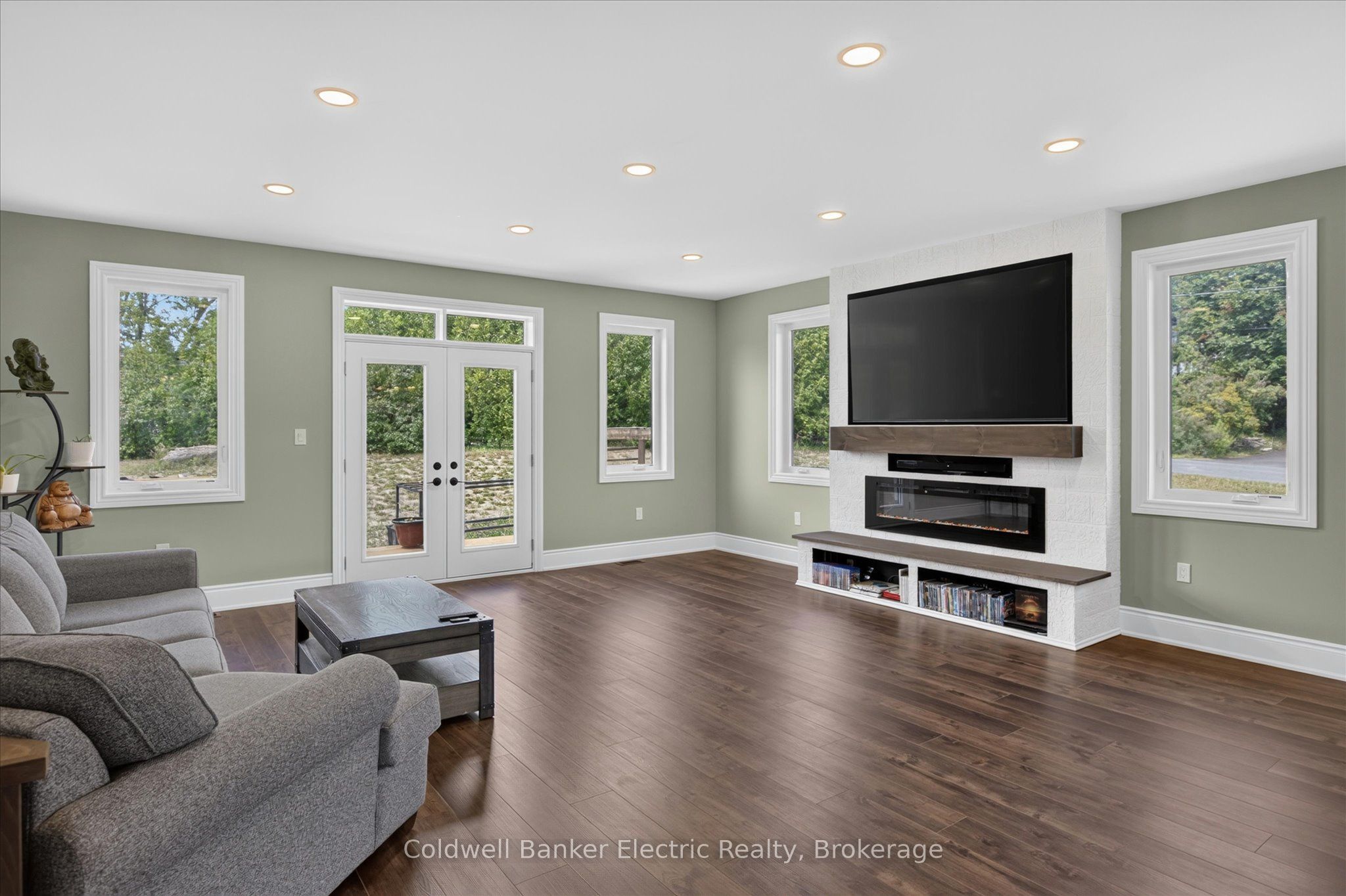 1134 River Road Property Photo 11