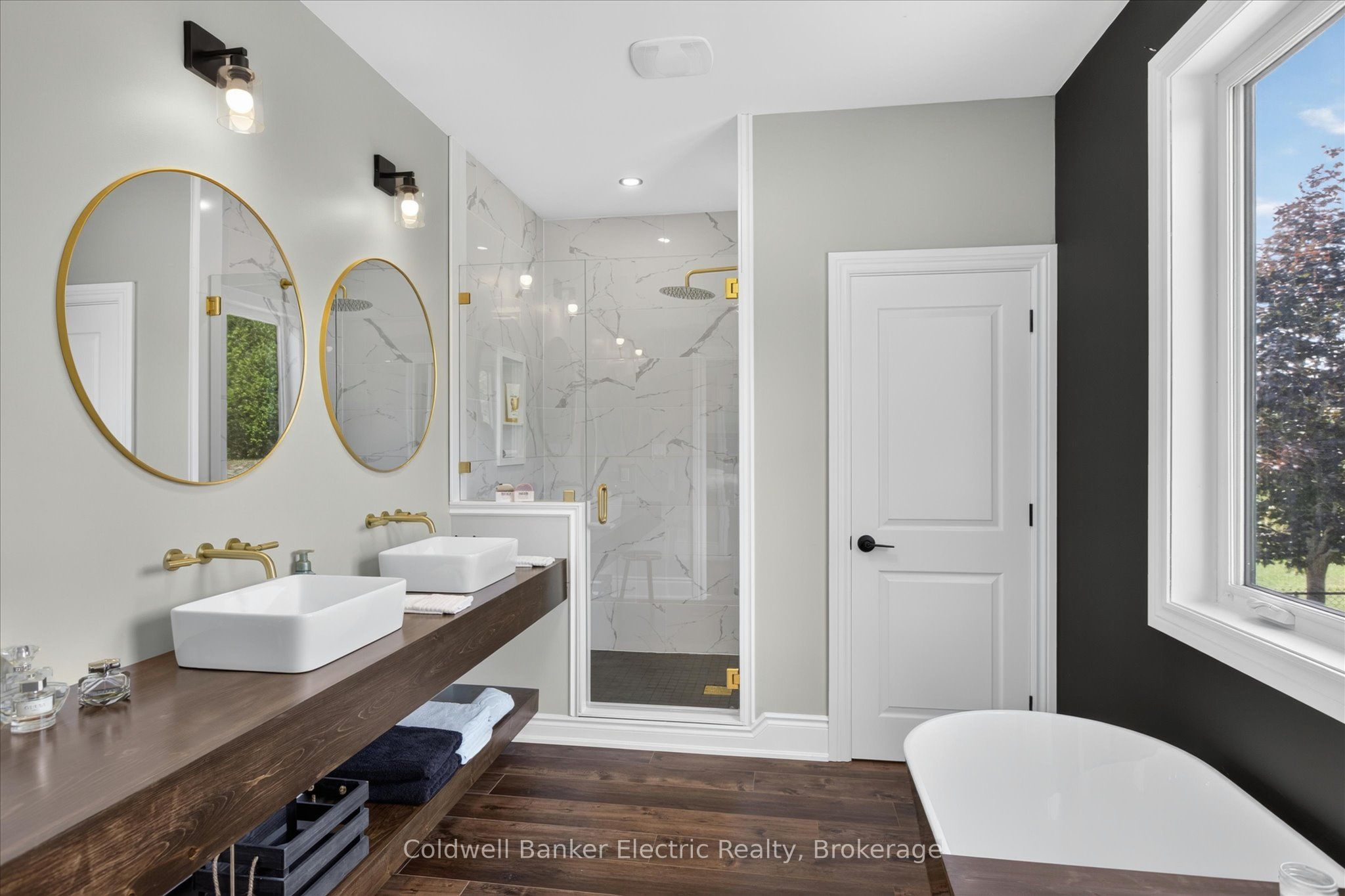 1134 River Road Property Photo 17