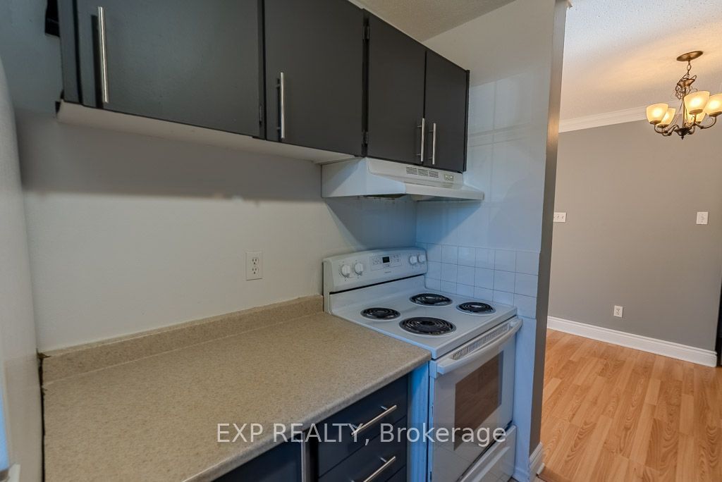 37 Forester Crescent #c Property Photo 11