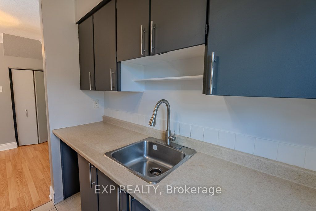 37 Forester Crescent #c Property Photo 12
