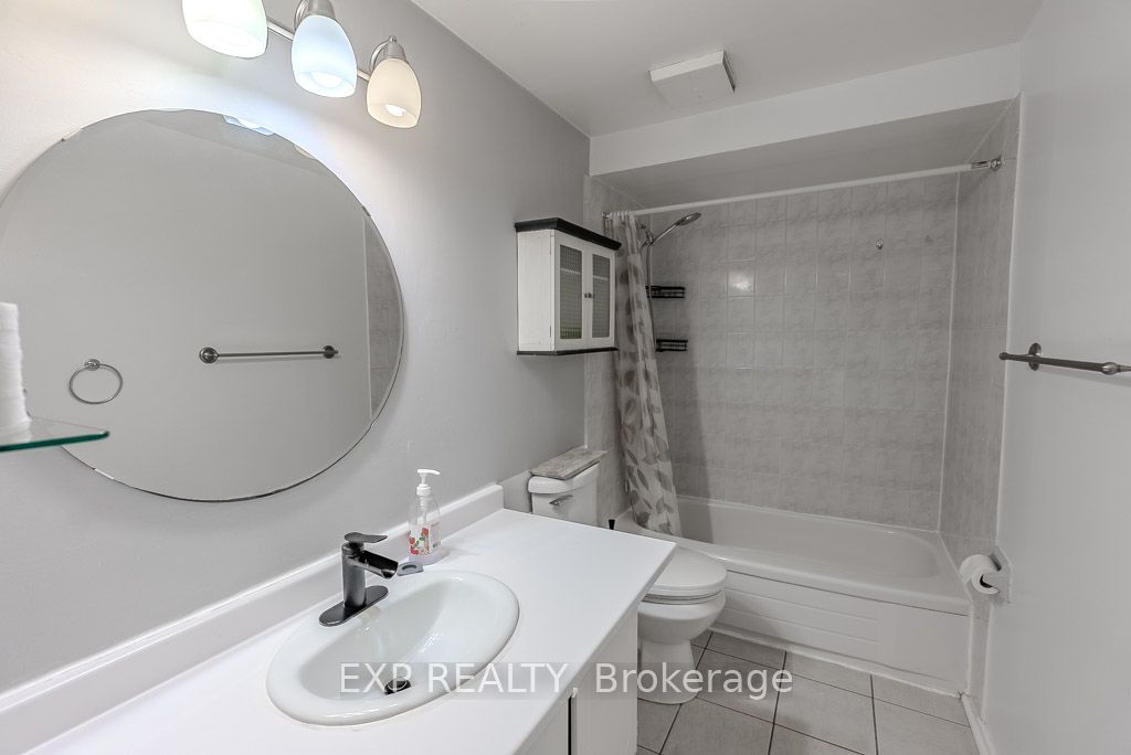 37 Forester Crescent #c Property Photo 15