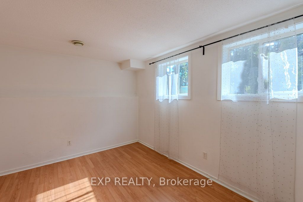 37 Forester Crescent #c Property Photo 23