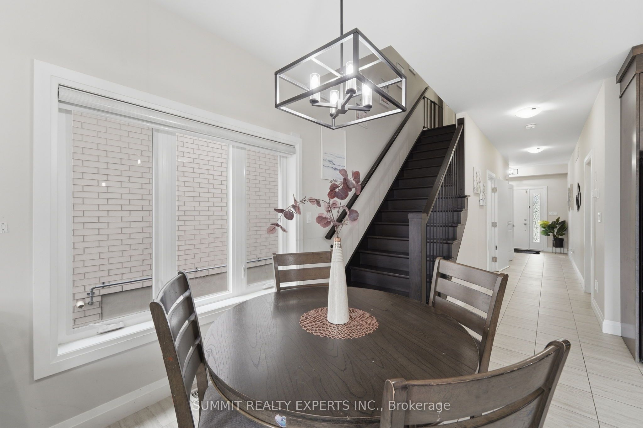 935 Chapel Hill Court Property Photo 9