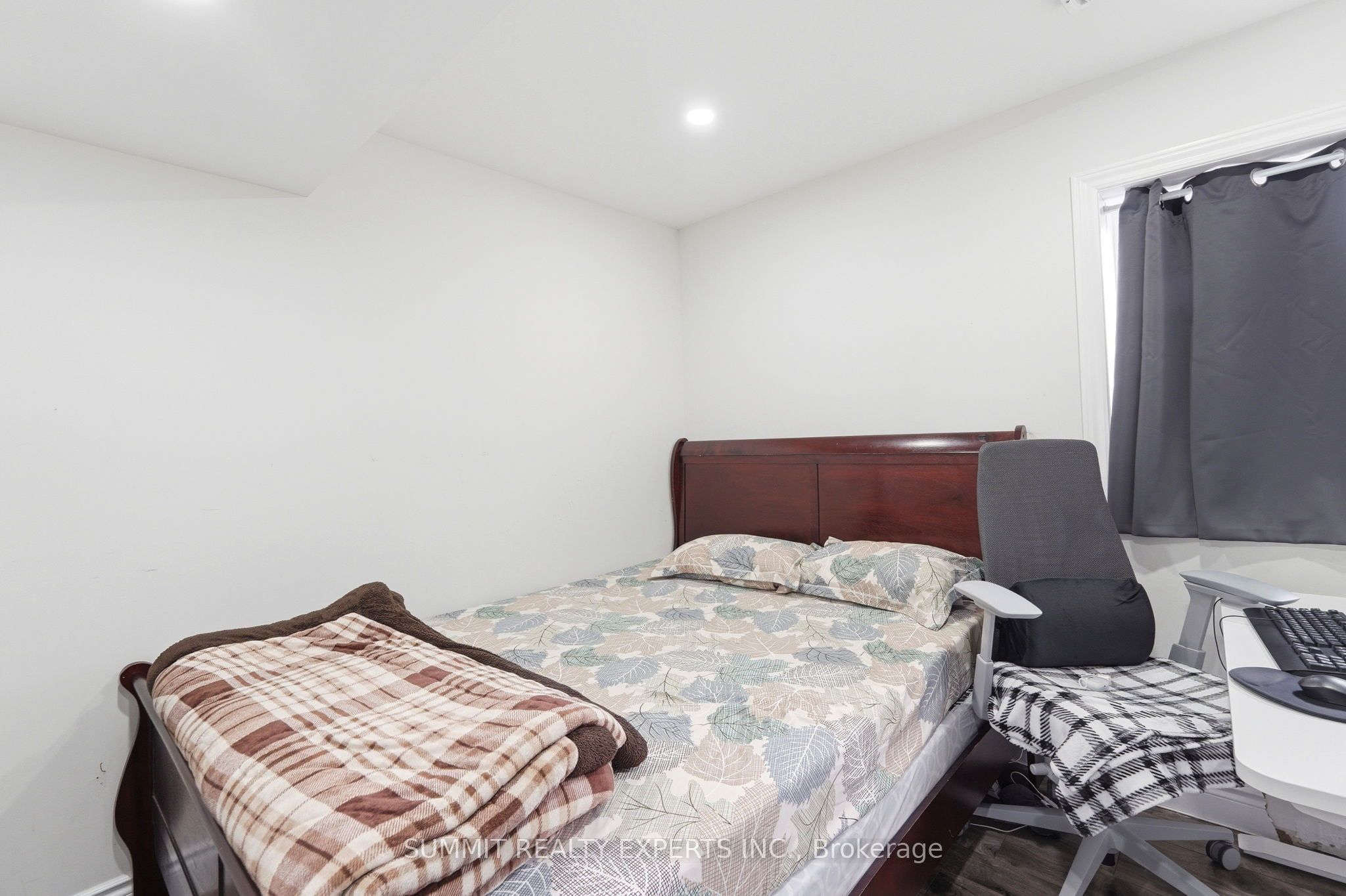 935 Chapel Hill Court Property Photo 31