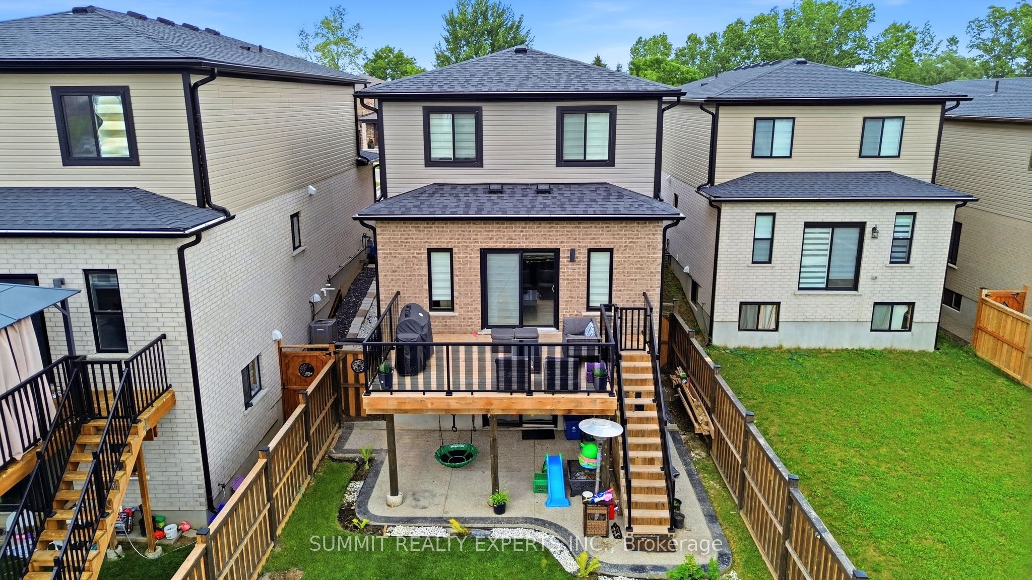 935 Chapel Hill Court Property Photo 45