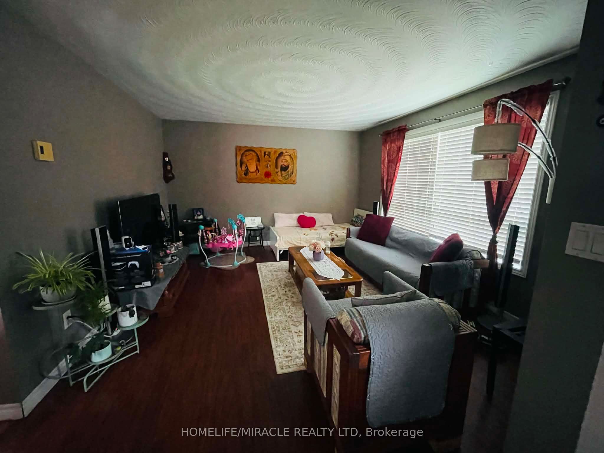 17 Silver Birch Drive Property Photo 2
