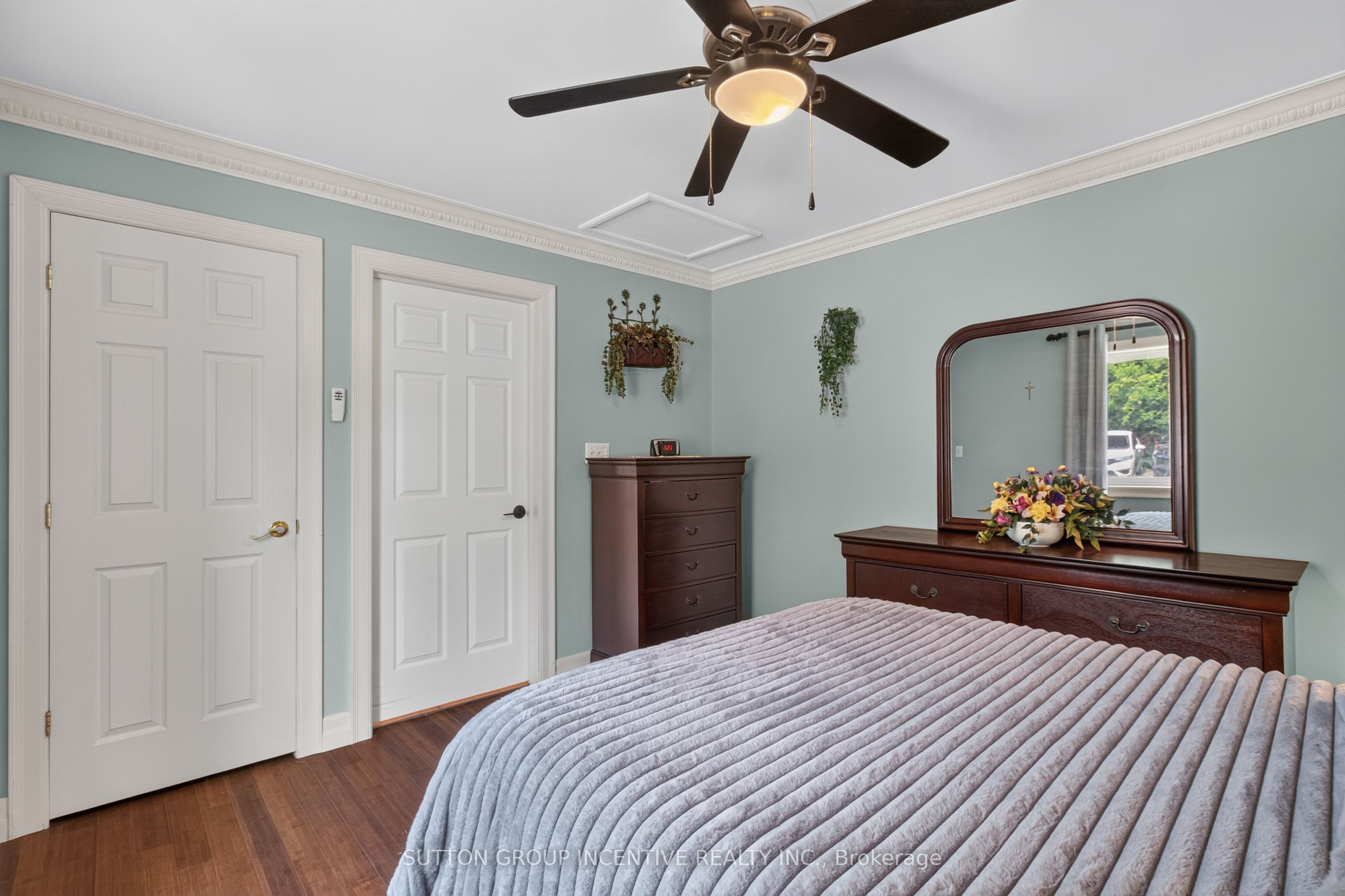 190 Bartholomew Street Property Photo 37