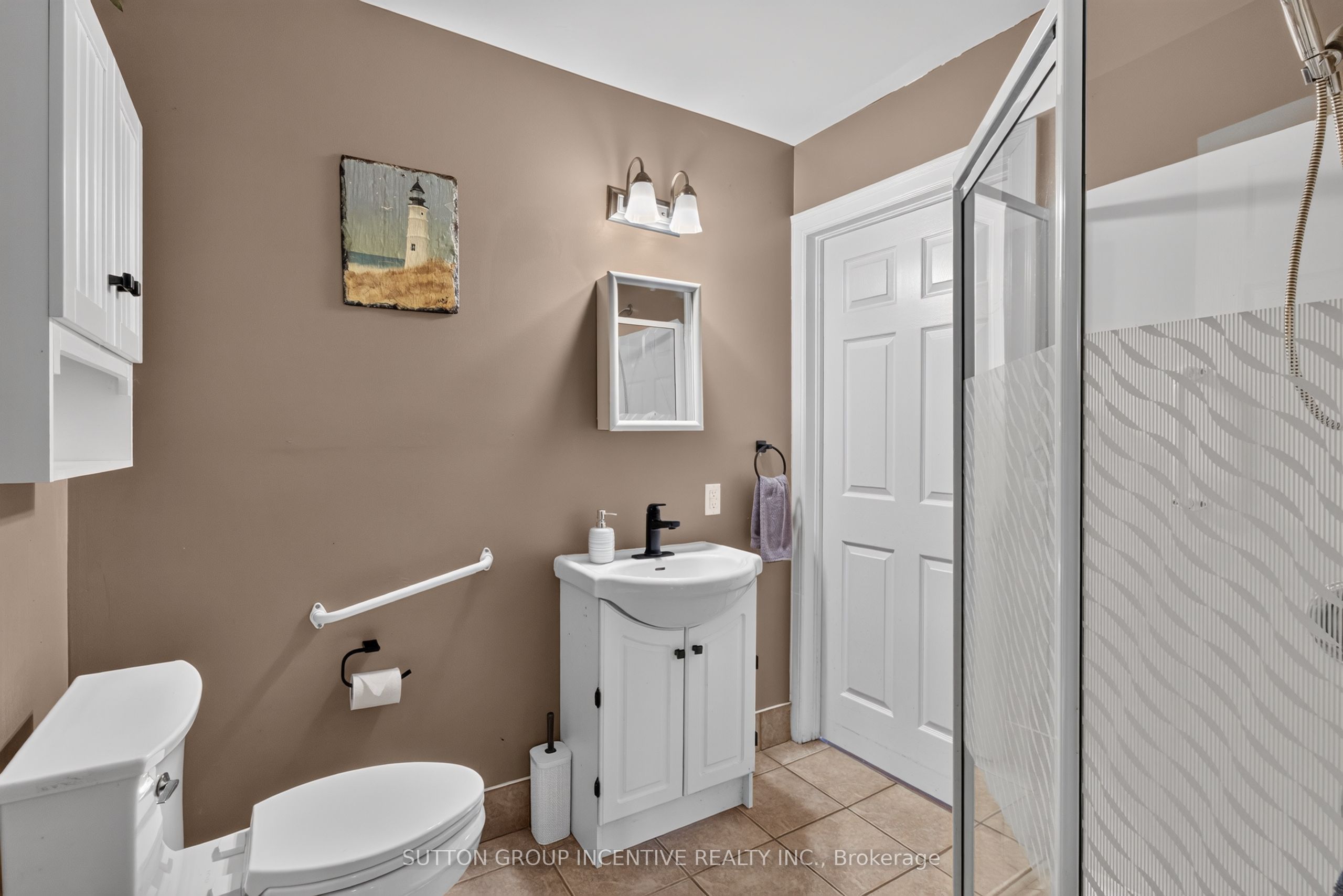 190 Bartholomew Street Property Photo 39