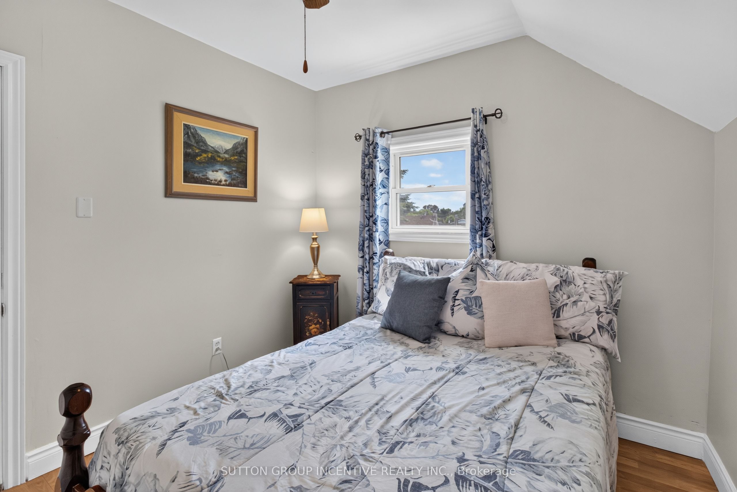 190 Bartholomew Street Property Photo 42