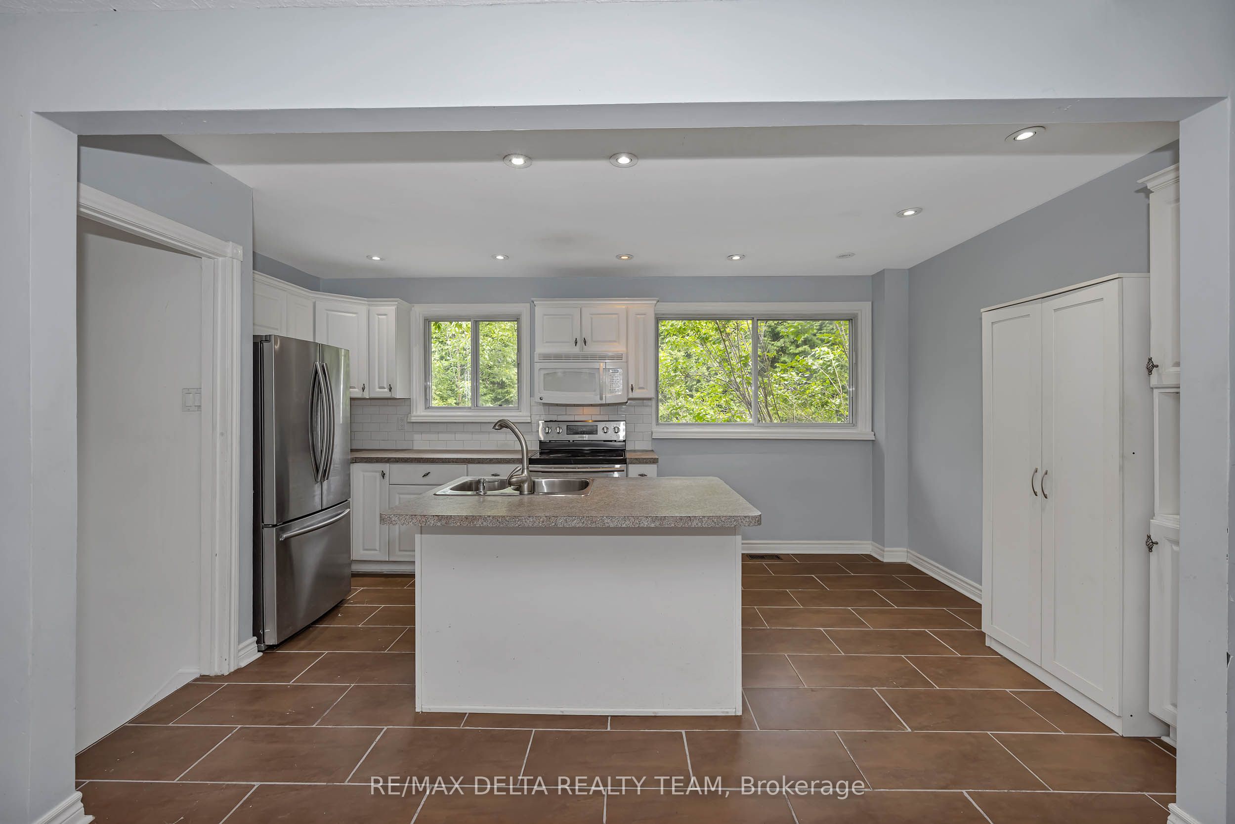 841 Balsam Drive Property Photo 12