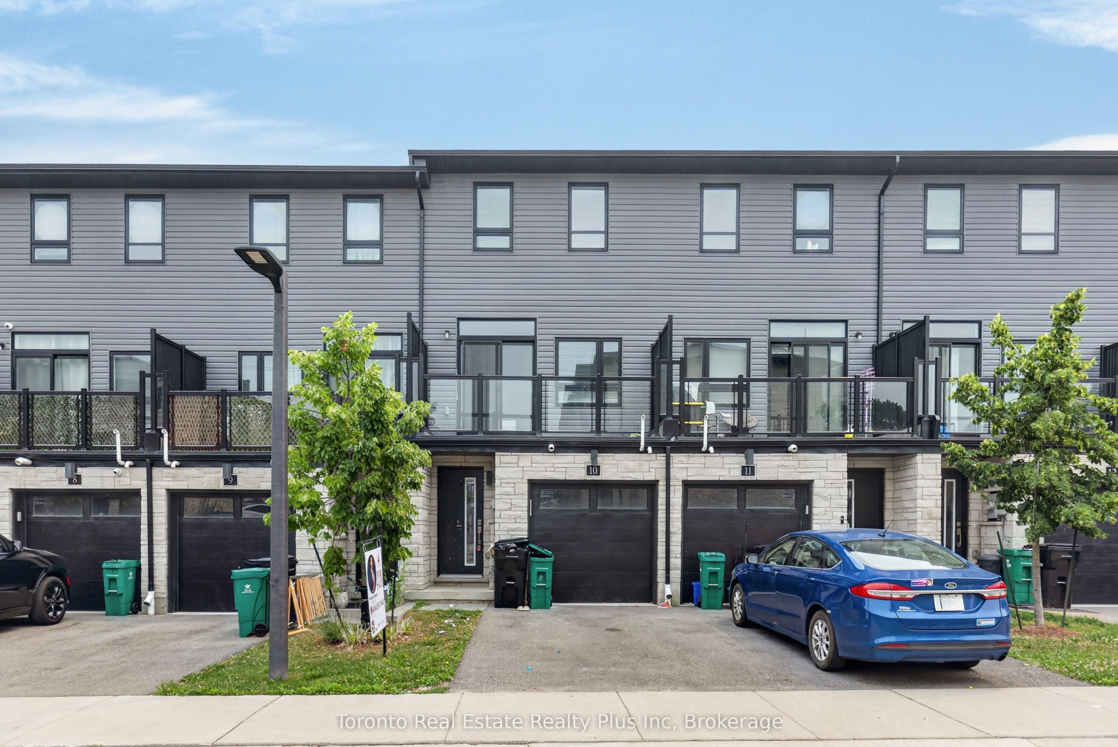 51 Sparrow Avenue 10 Property Photo 1